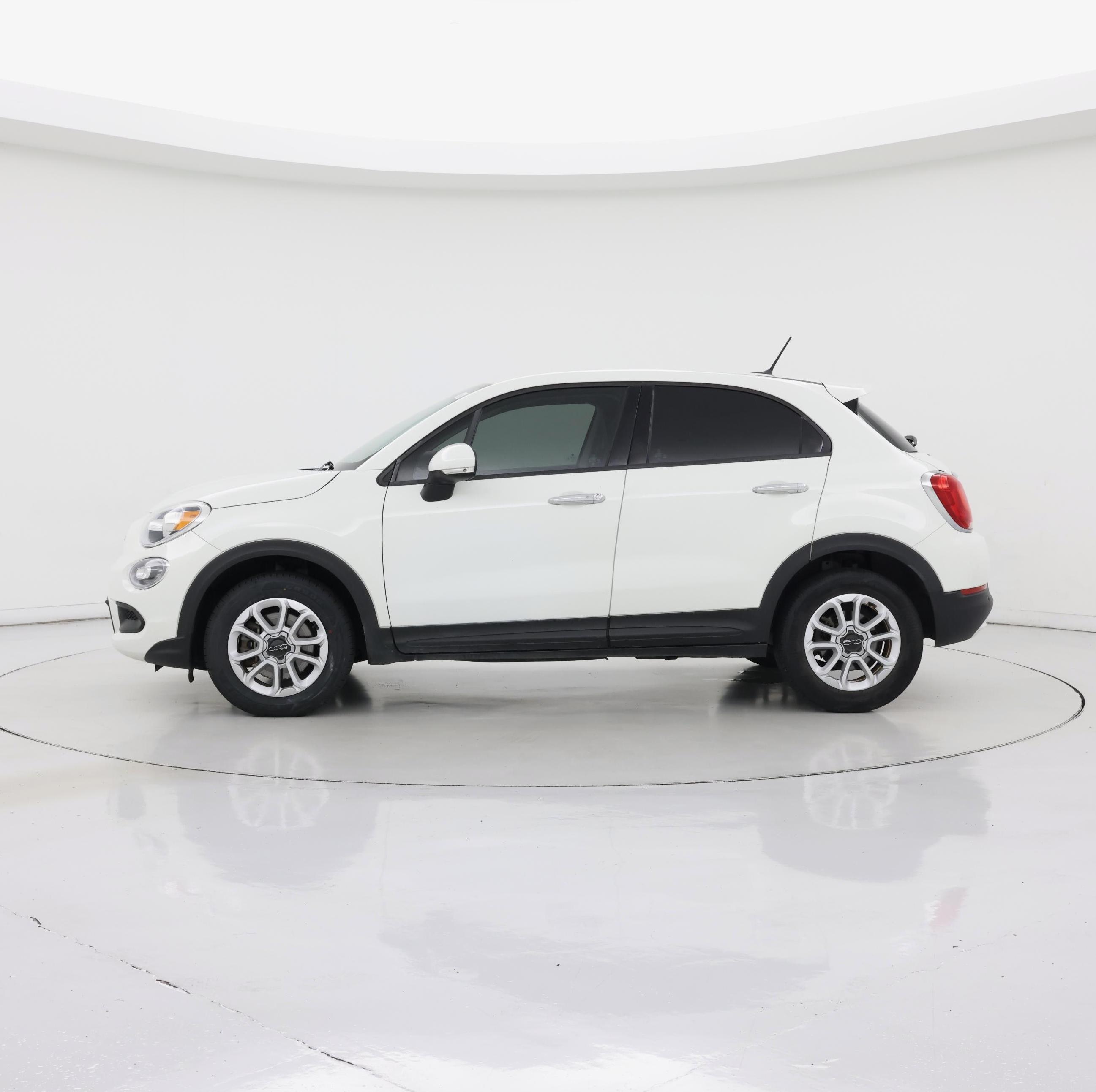 Thumbnail: 2017 Fiat 500X - 3