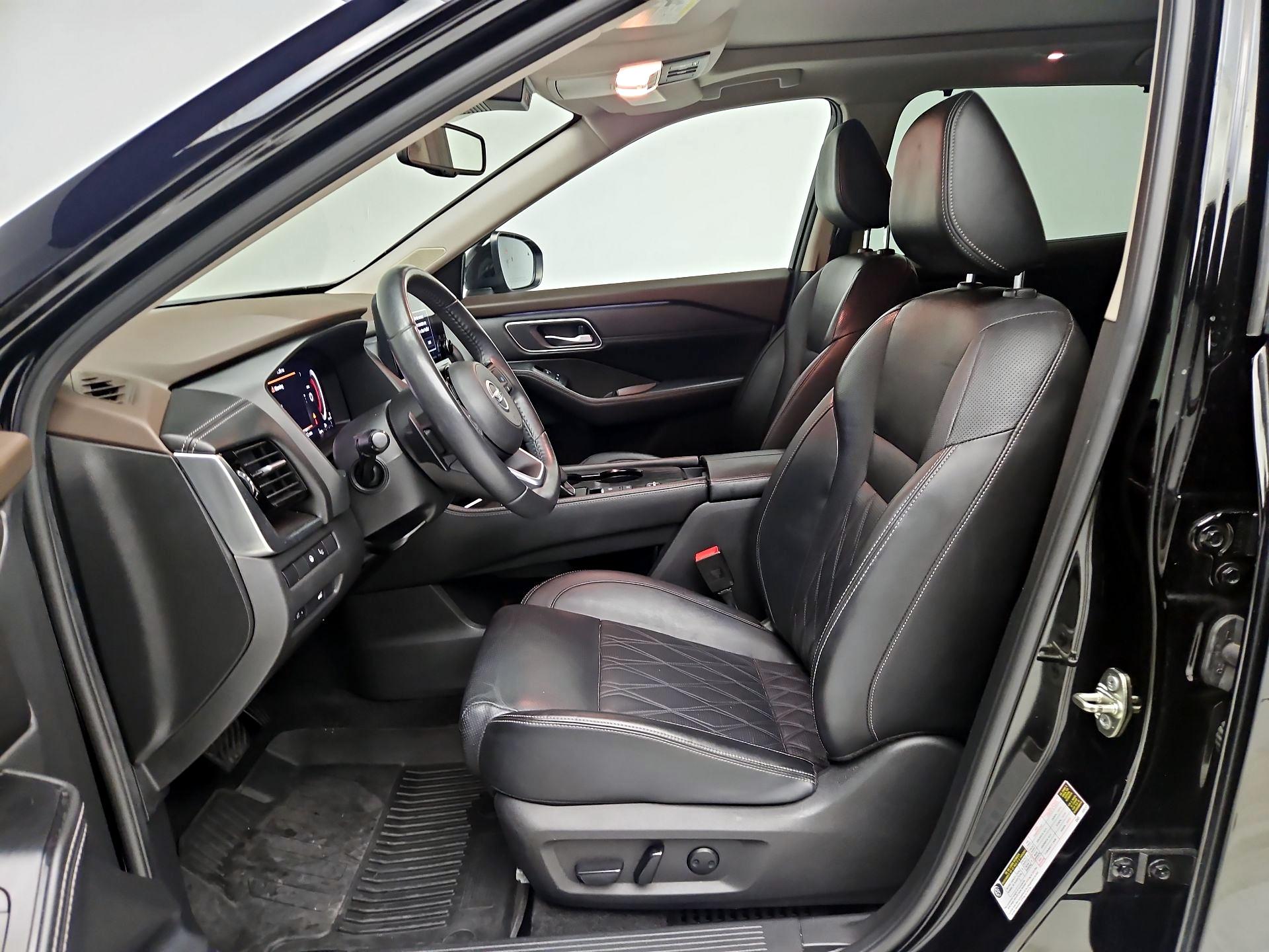 Thumbnail: 2021 Nissan Rogue - 11