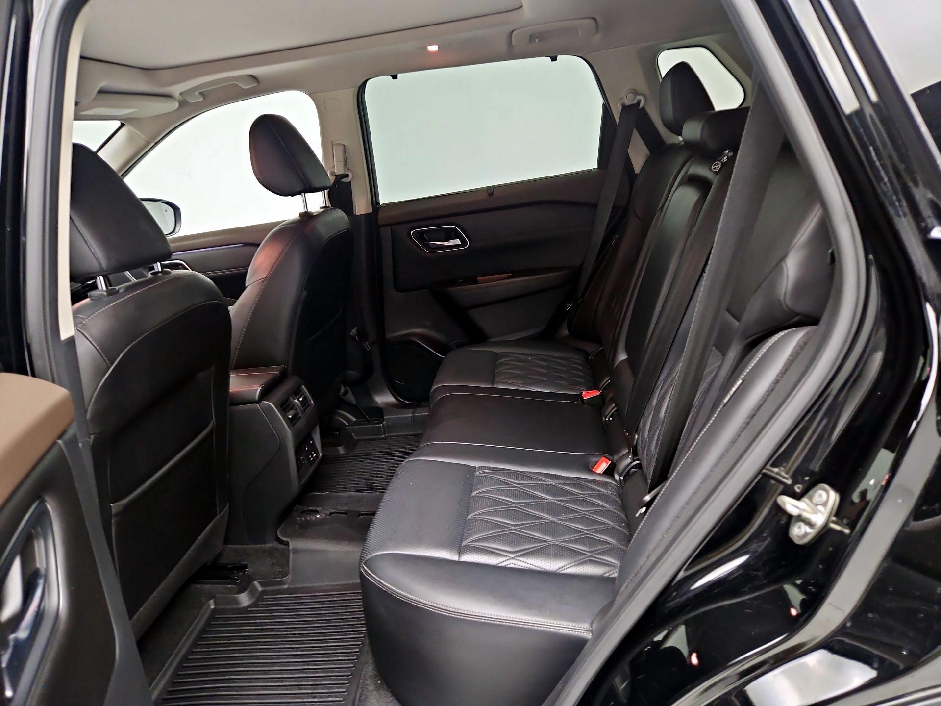 Thumbnail: 2021 Nissan Rogue - 20