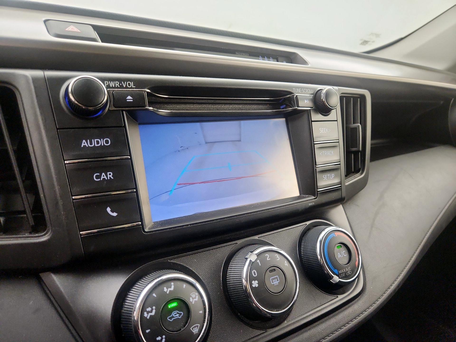 Thumbnail: 2018 Toyota RAV4 - 14