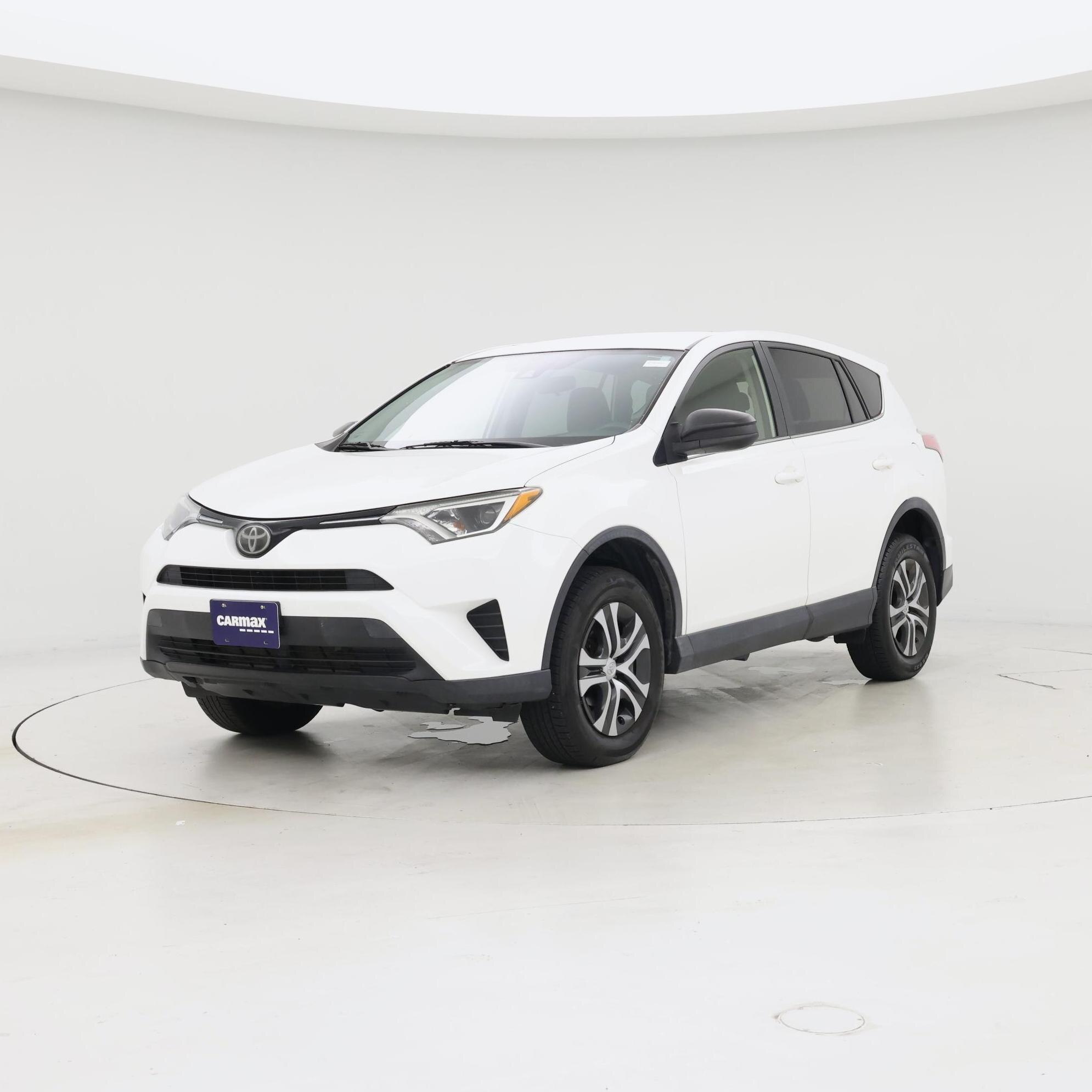 Thumbnail: 2018 Toyota RAV4 - 4