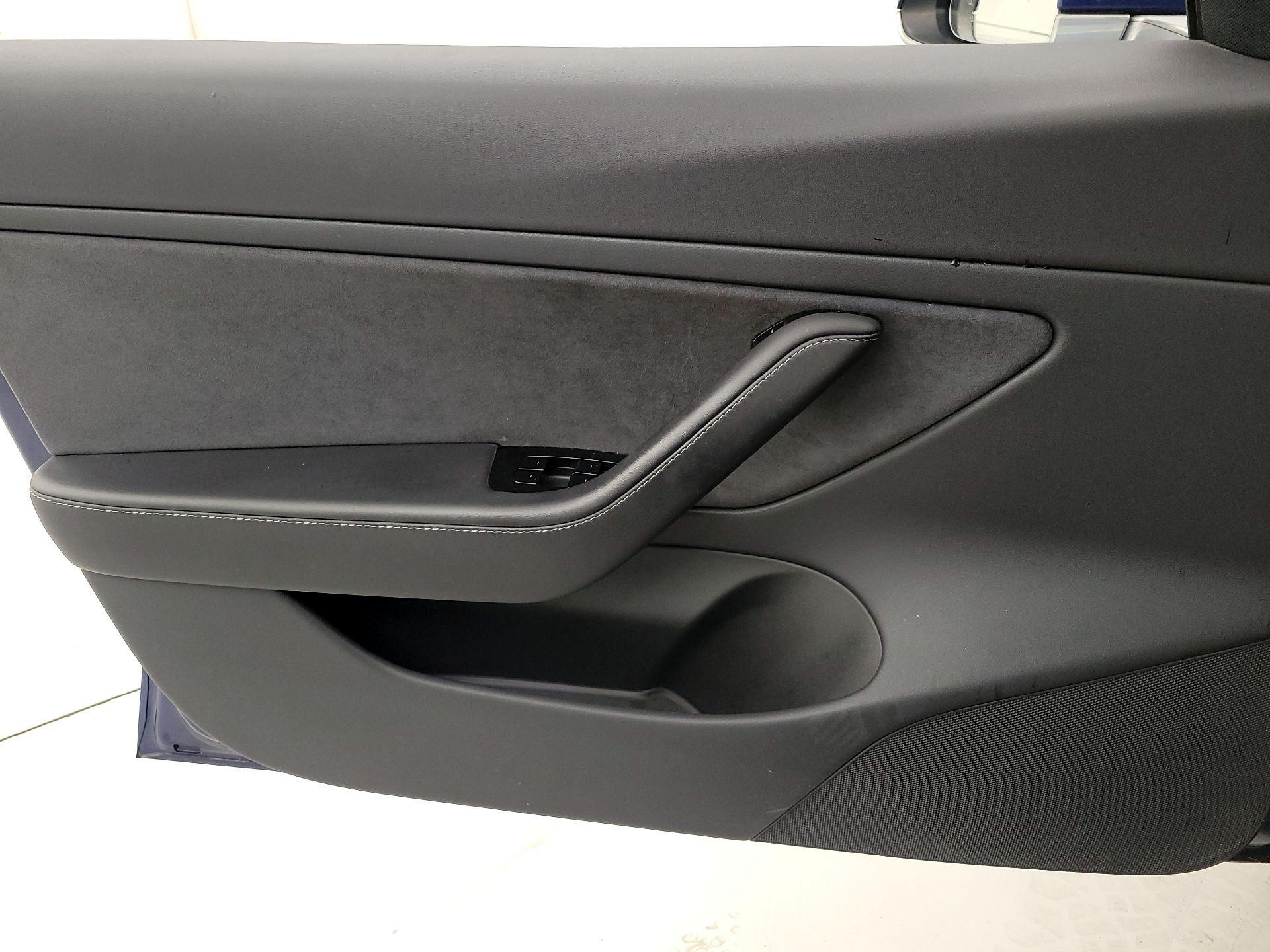 Thumbnail: 2018 Tesla Model 3 - 12
