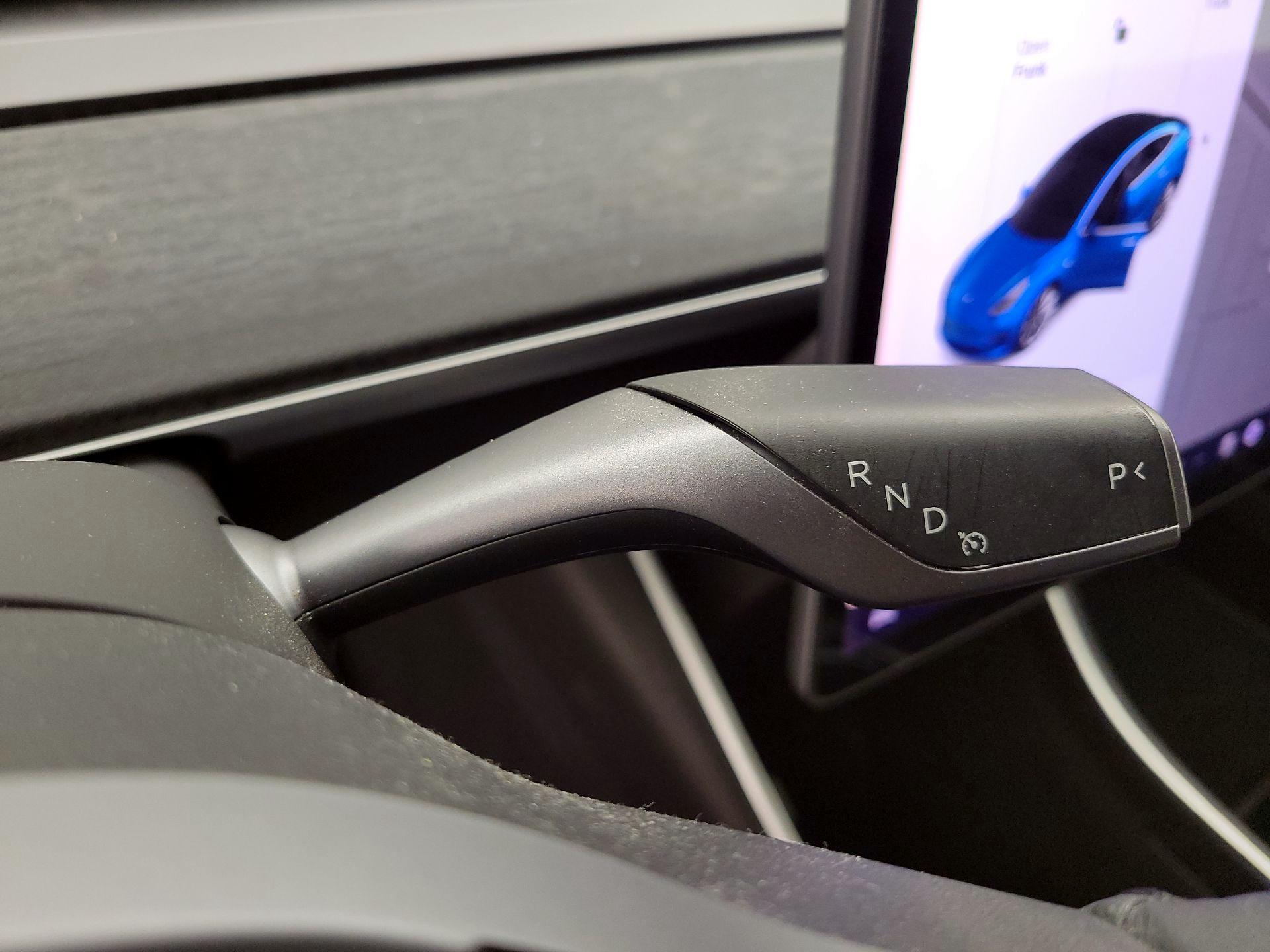 Thumbnail: 2018 Tesla Model 3 - 17