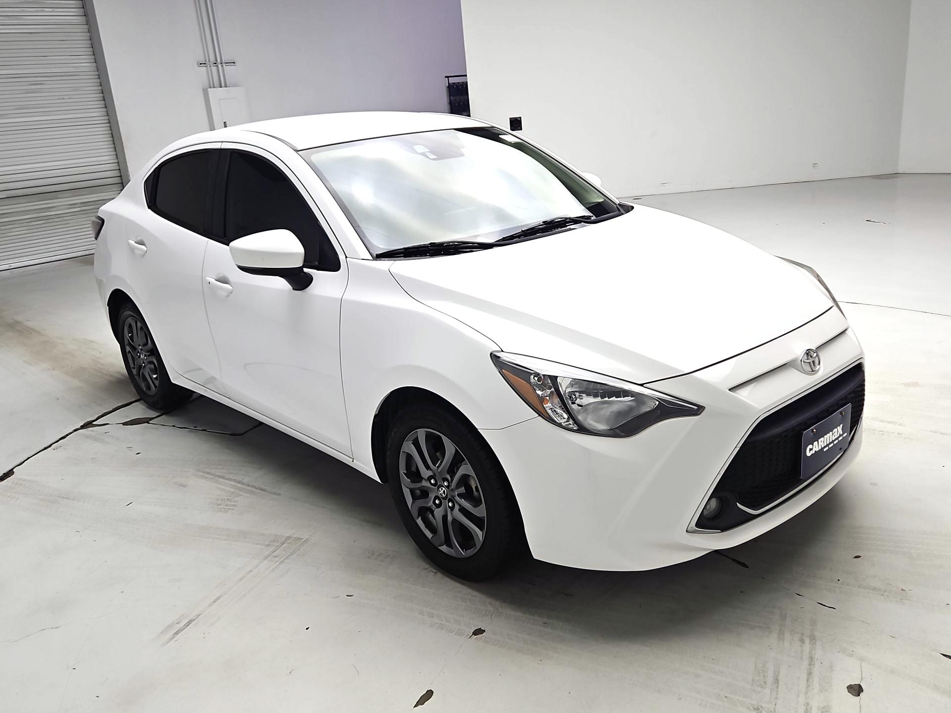 Thumbnail: 2019 Toyota Yaris - 1