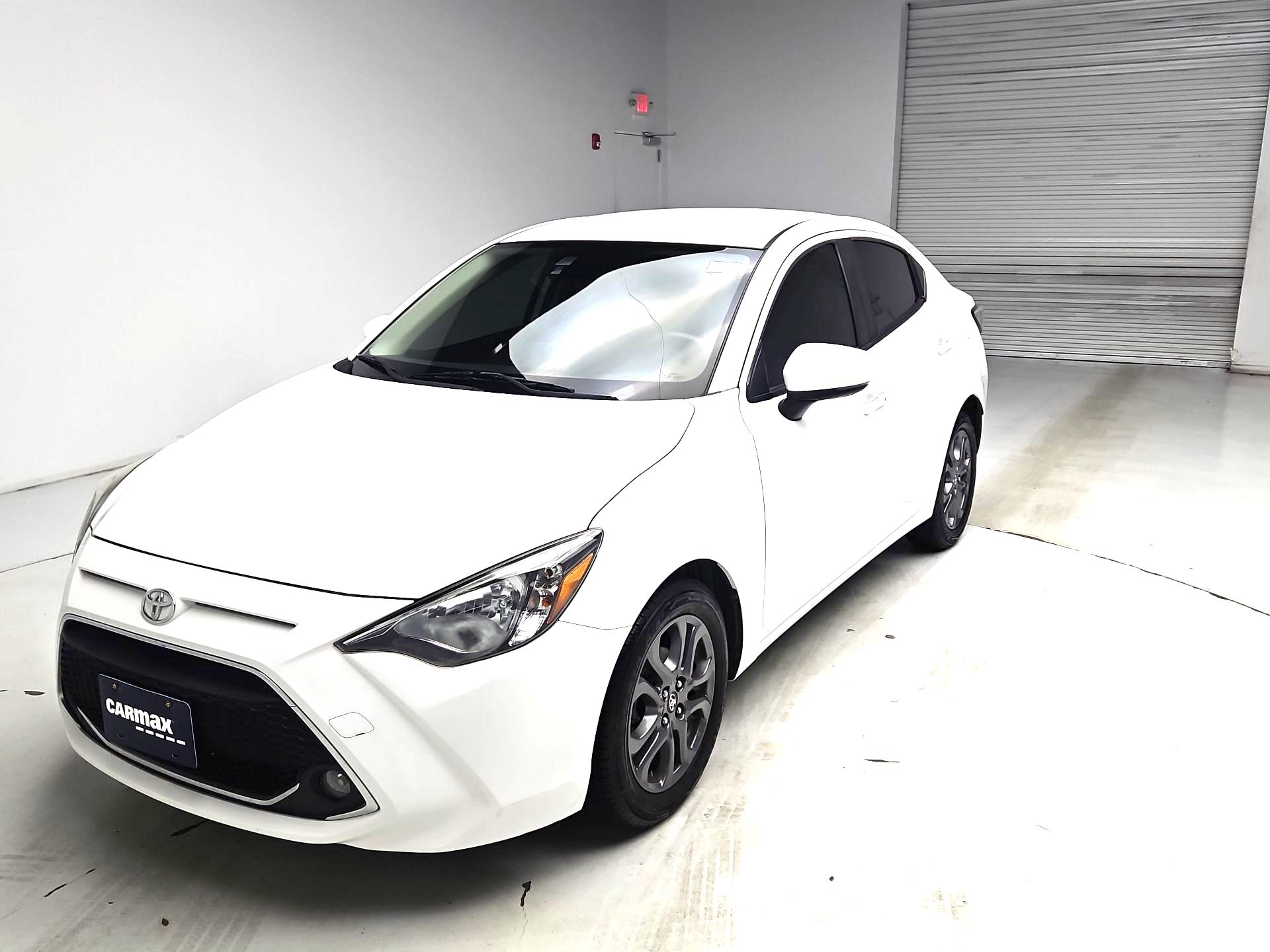 Thumbnail: 2019 Toyota Yaris - 3