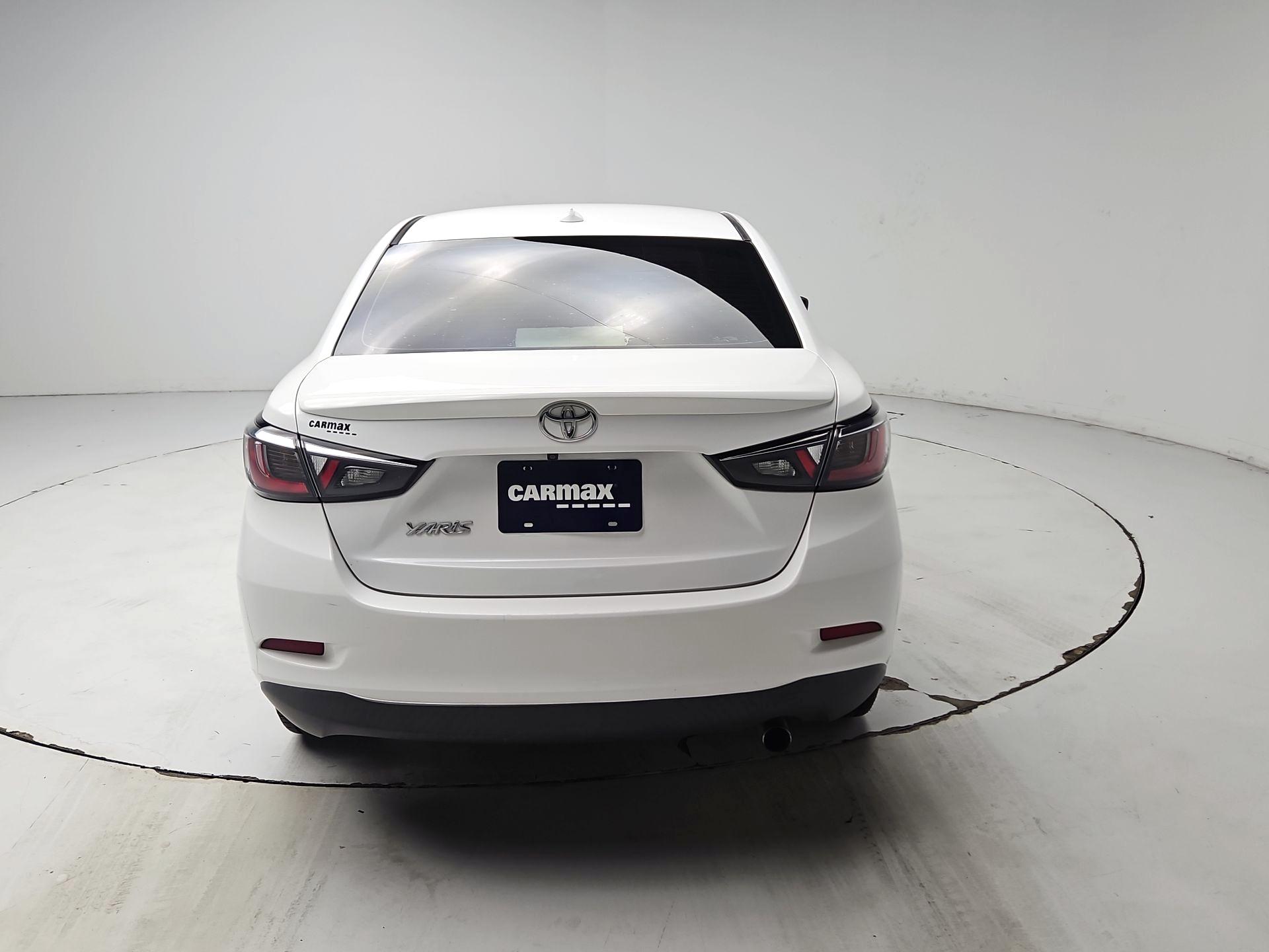 Thumbnail: 2019 Toyota Yaris - 6