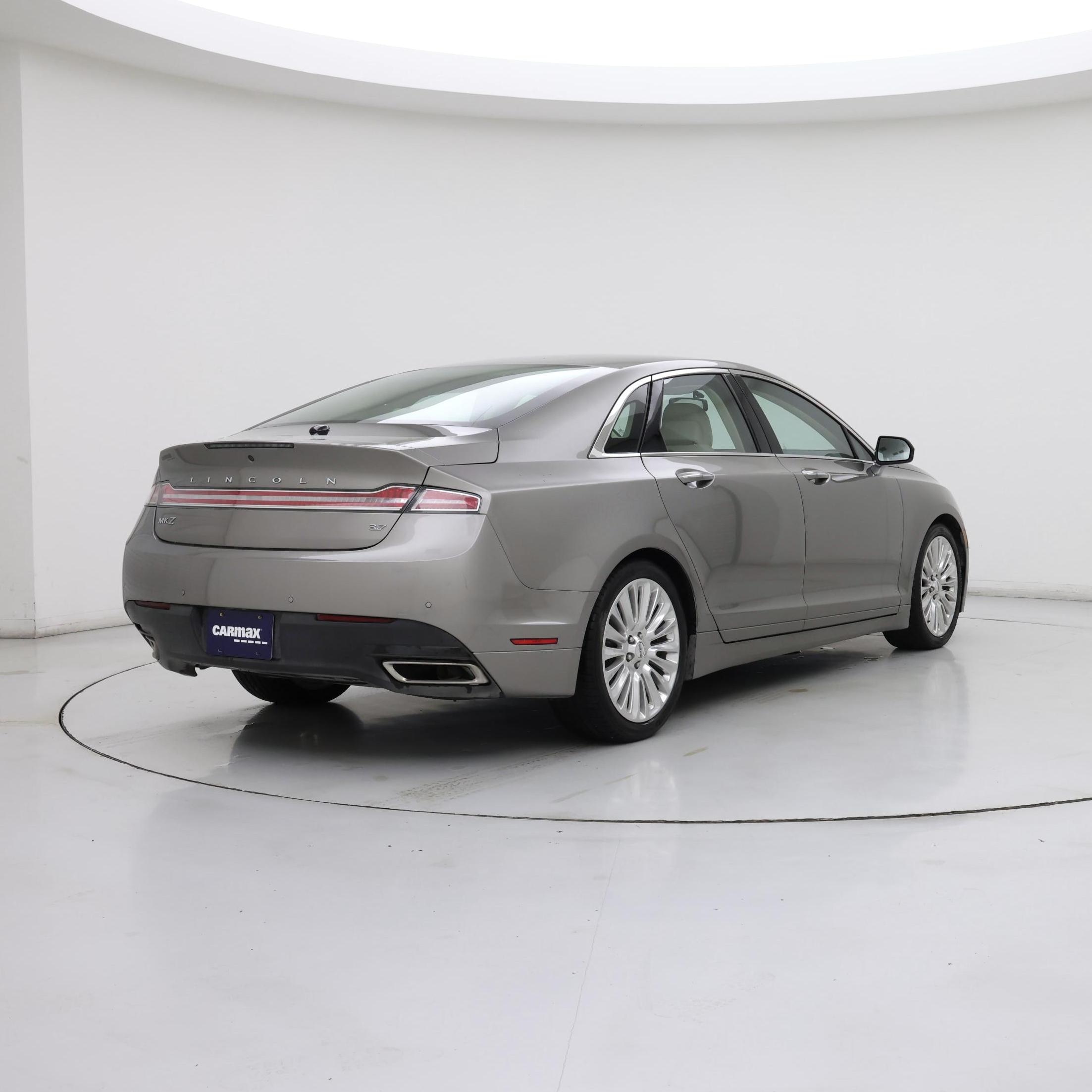 Thumbnail: 2015 Lincoln MKZ - 8