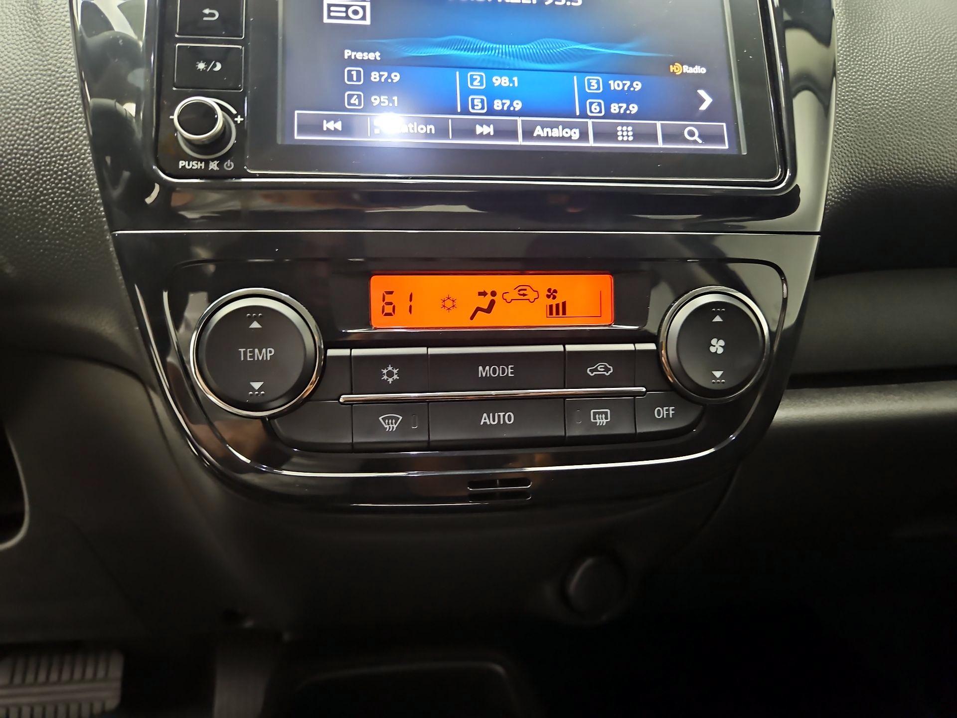 Thumbnail: 2024 Mitsubishi Mirage - 14