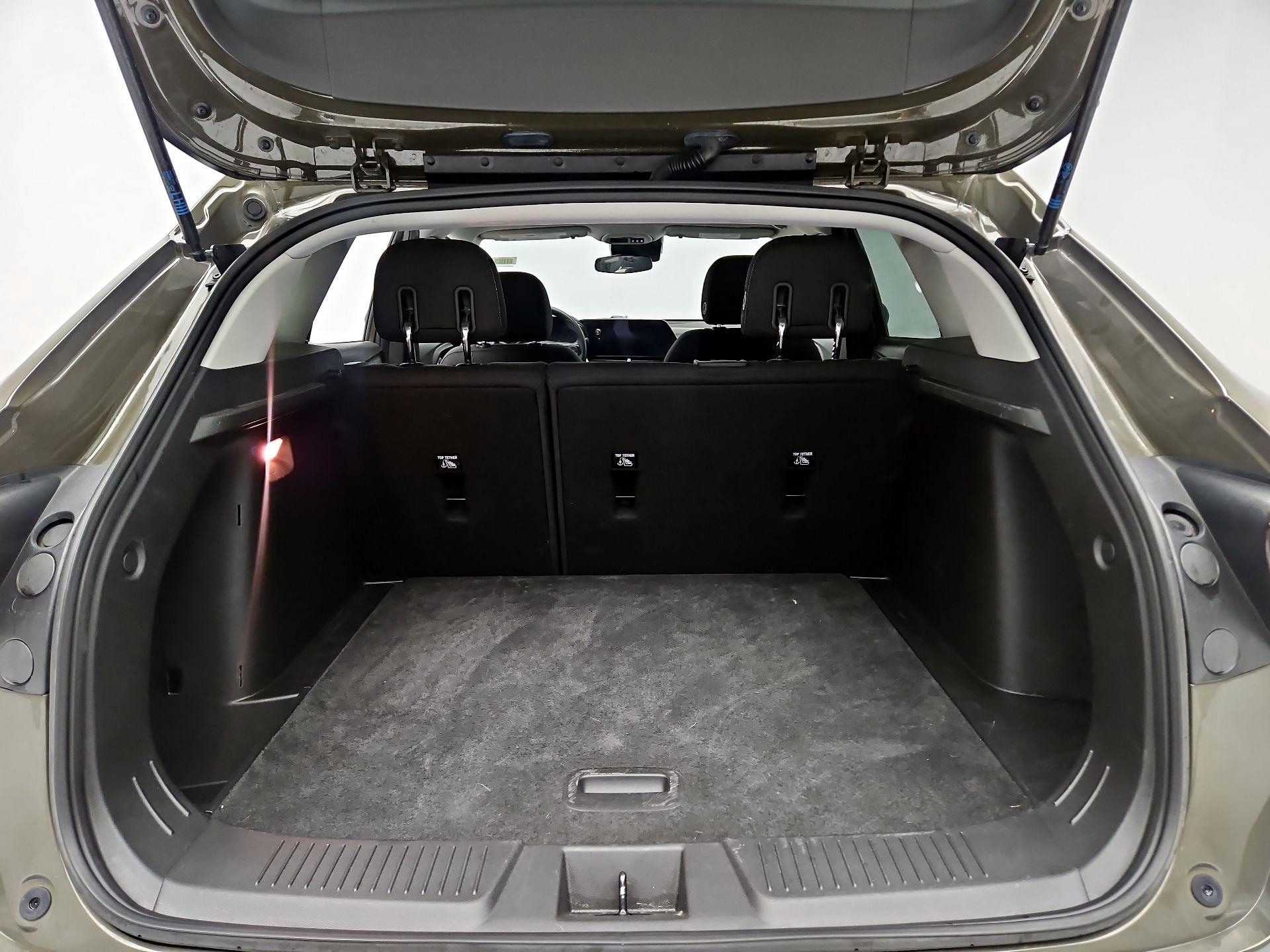 Thumbnail: 2024 Chevrolet Trax - 18