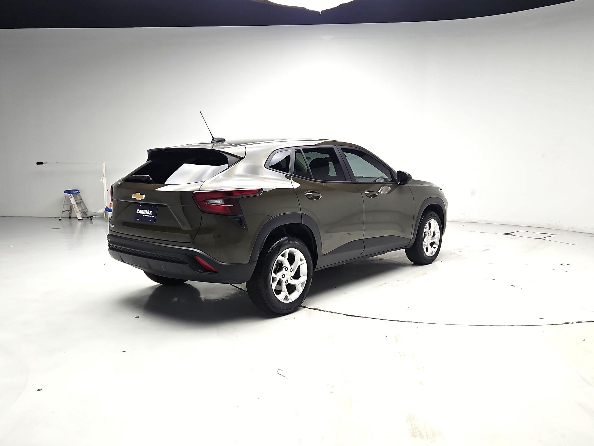 Thumbnail: 2024 Chevrolet Trax - 5