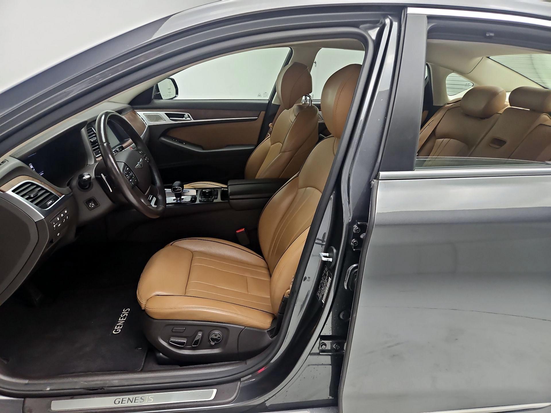 Thumbnail: 2020 Genesis G80 - 9