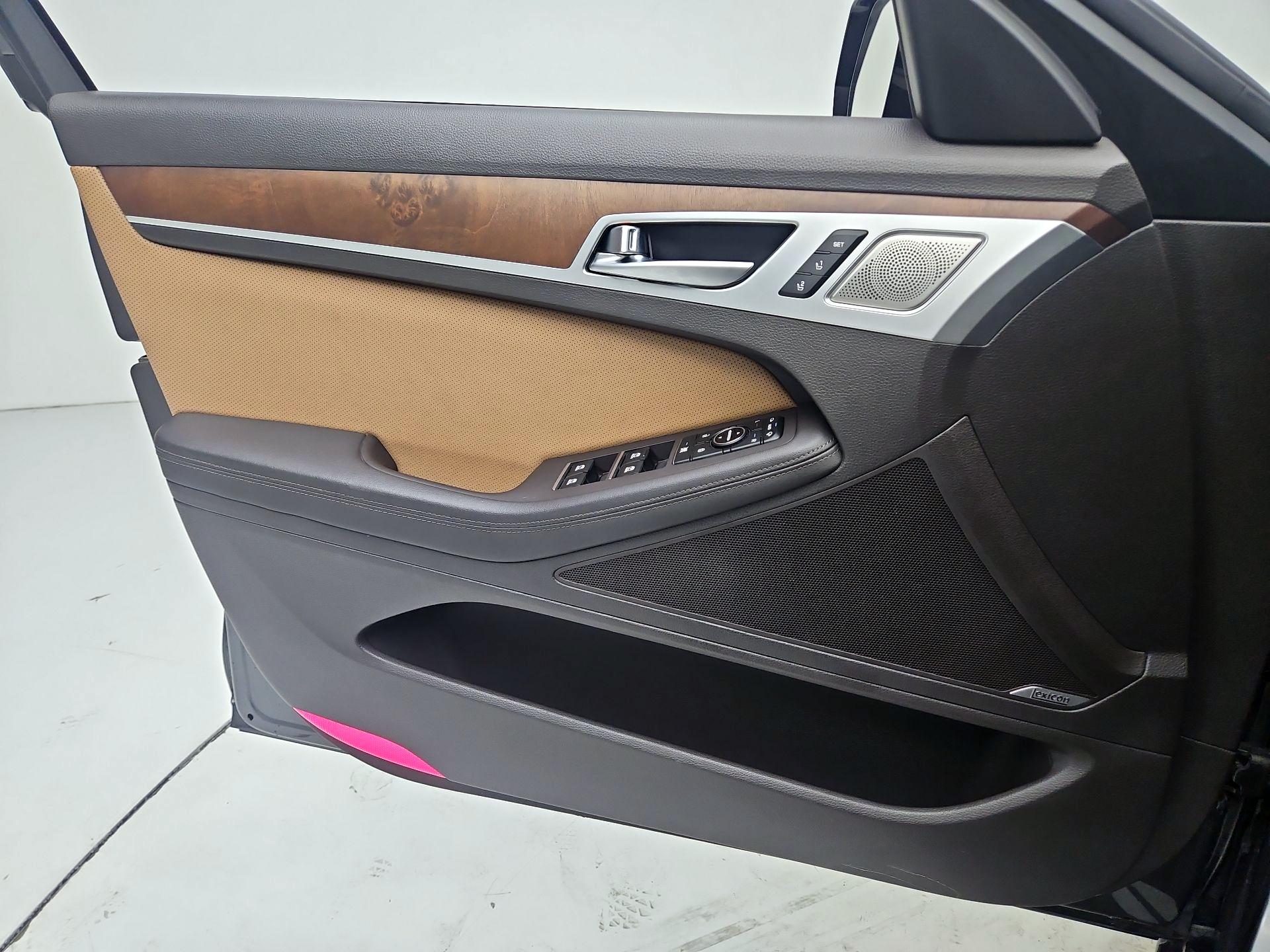 Thumbnail: 2020 Genesis G80 - 10