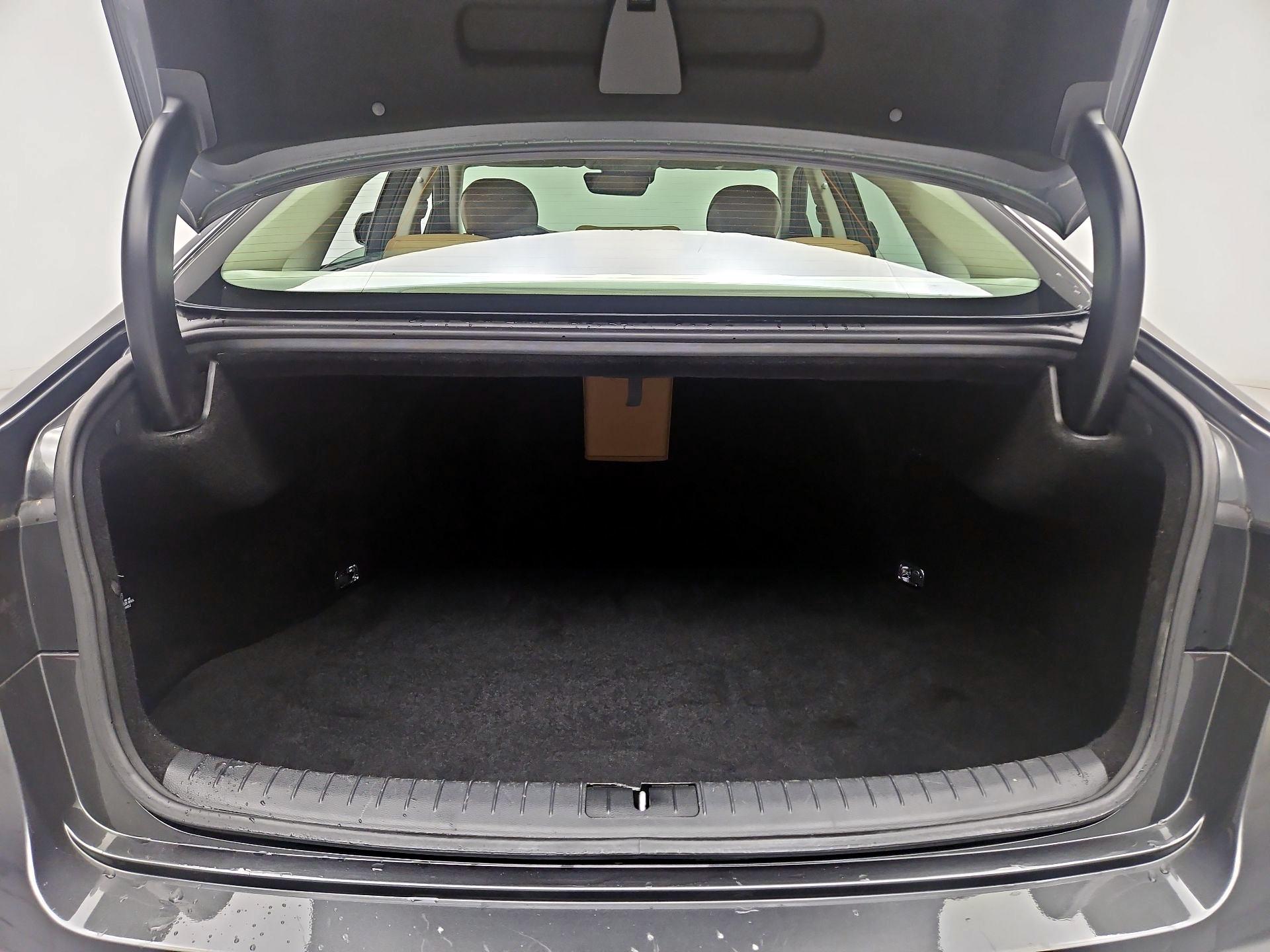 Thumbnail: 2020 Genesis G80 - 20