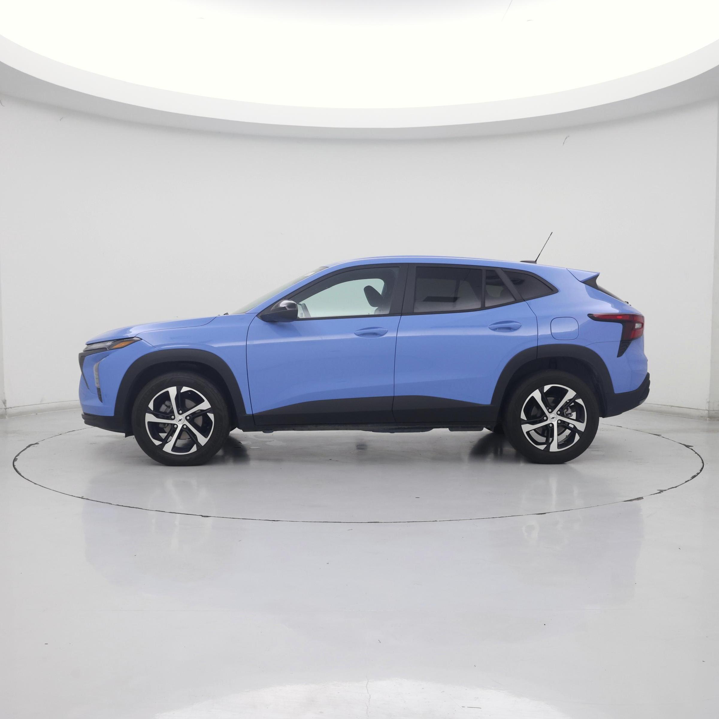 Thumbnail: 2024 Chevrolet Trax - 3