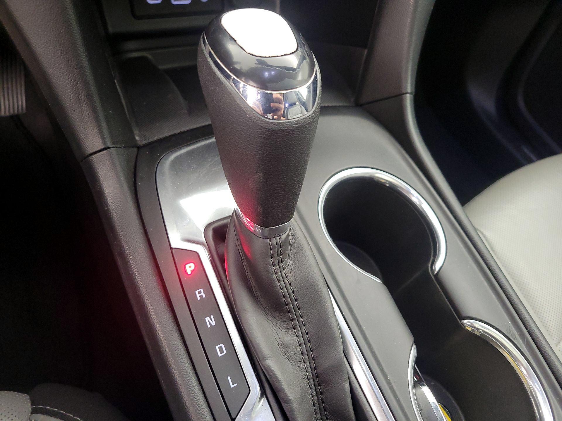 Thumbnail: 2020 Chevrolet Equinox - 18