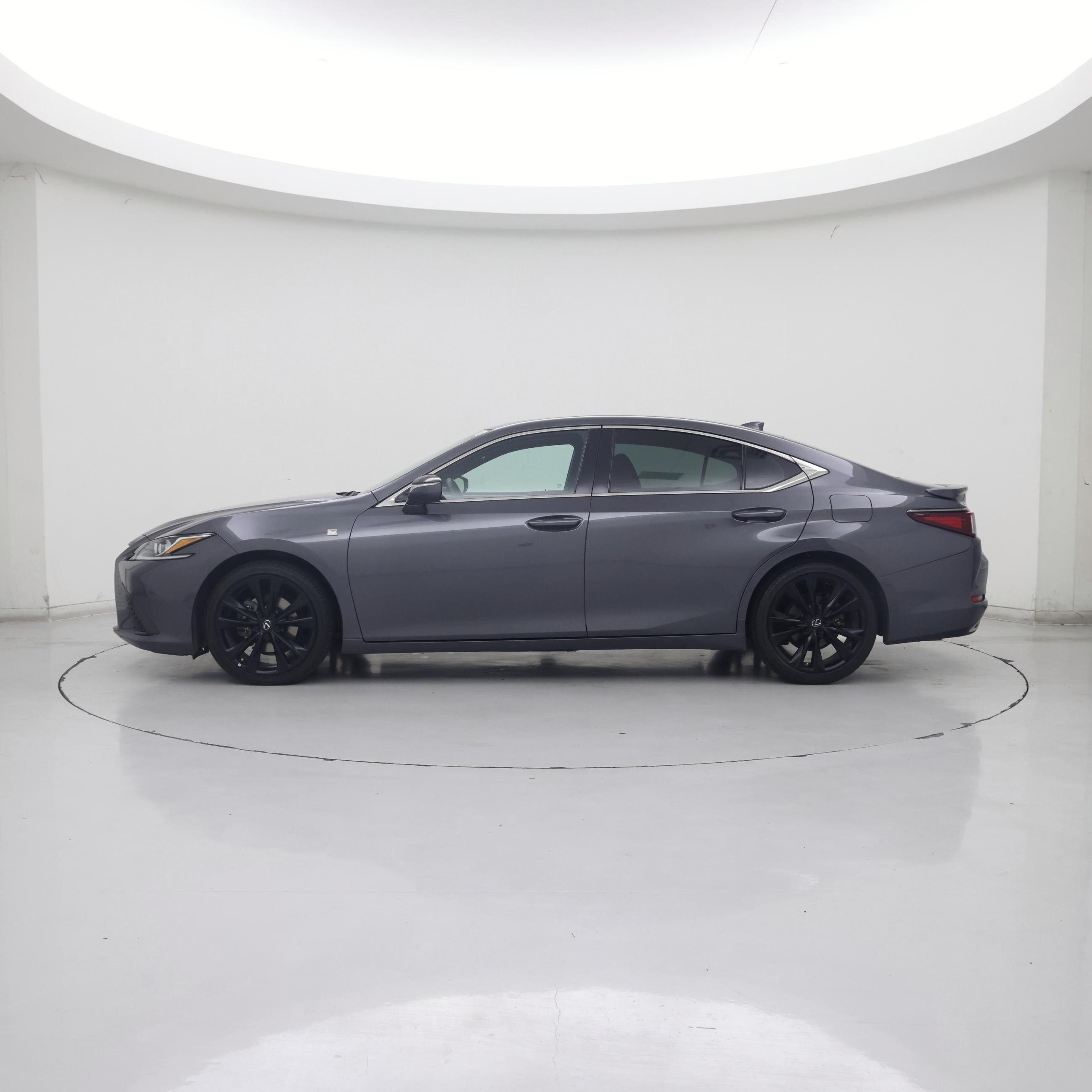 Thumbnail: 2022 Lexus ES - 3