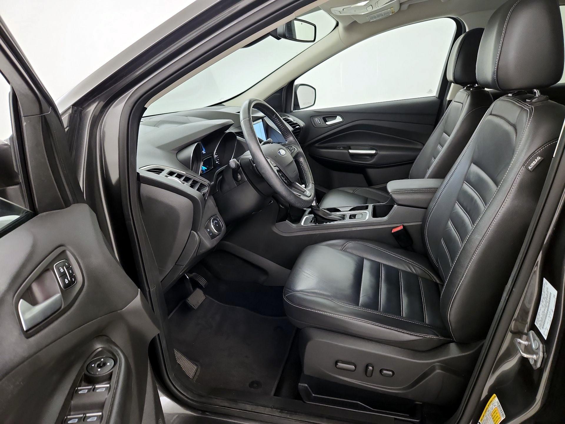 Thumbnail: 2017 Ford Escape - 11