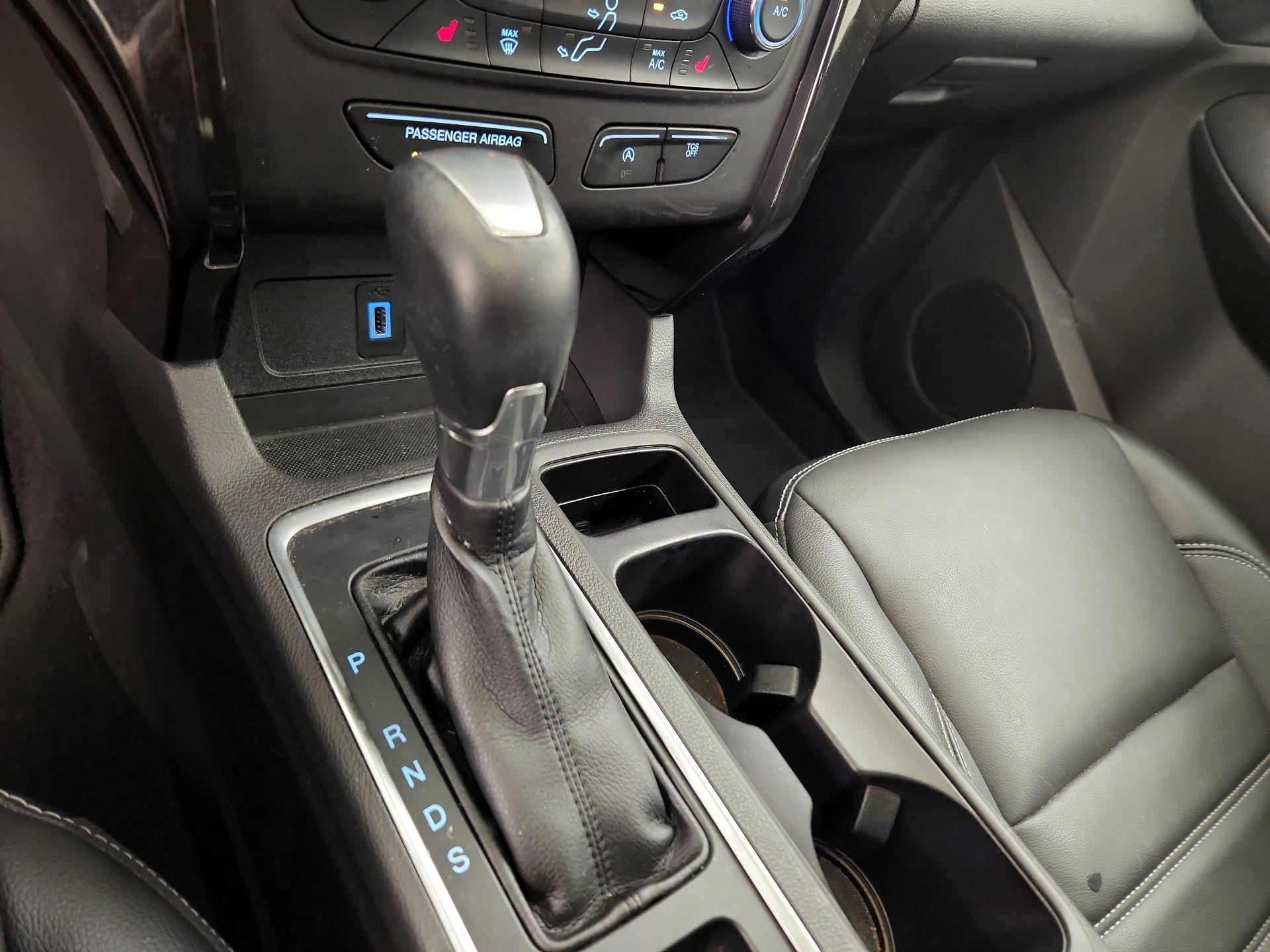 Thumbnail: 2017 Ford Escape - 18