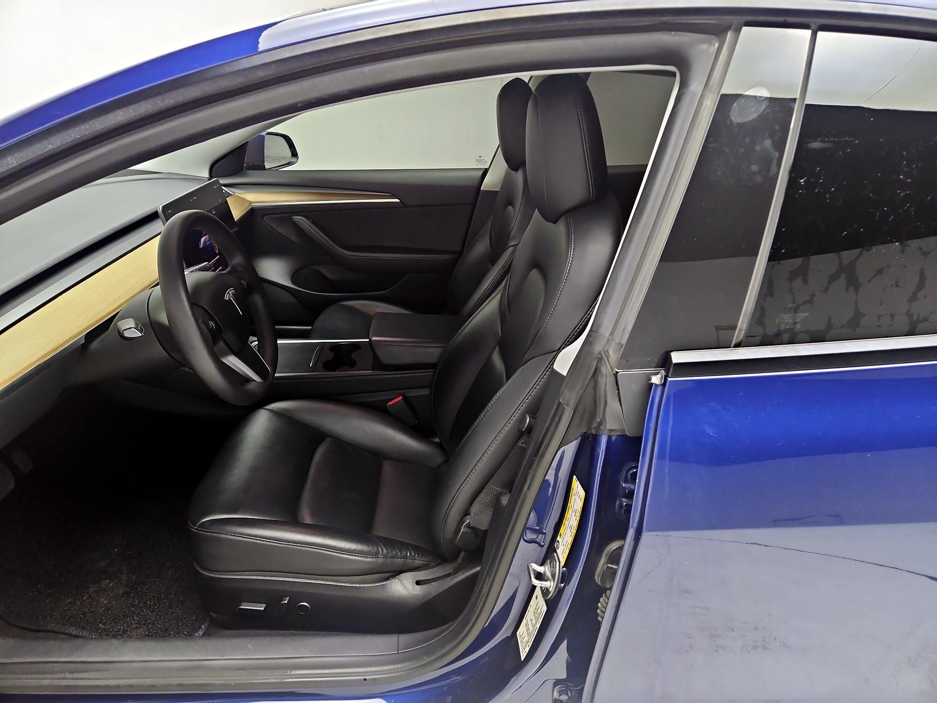 Thumbnail: 2022 Tesla Model 3 - 9