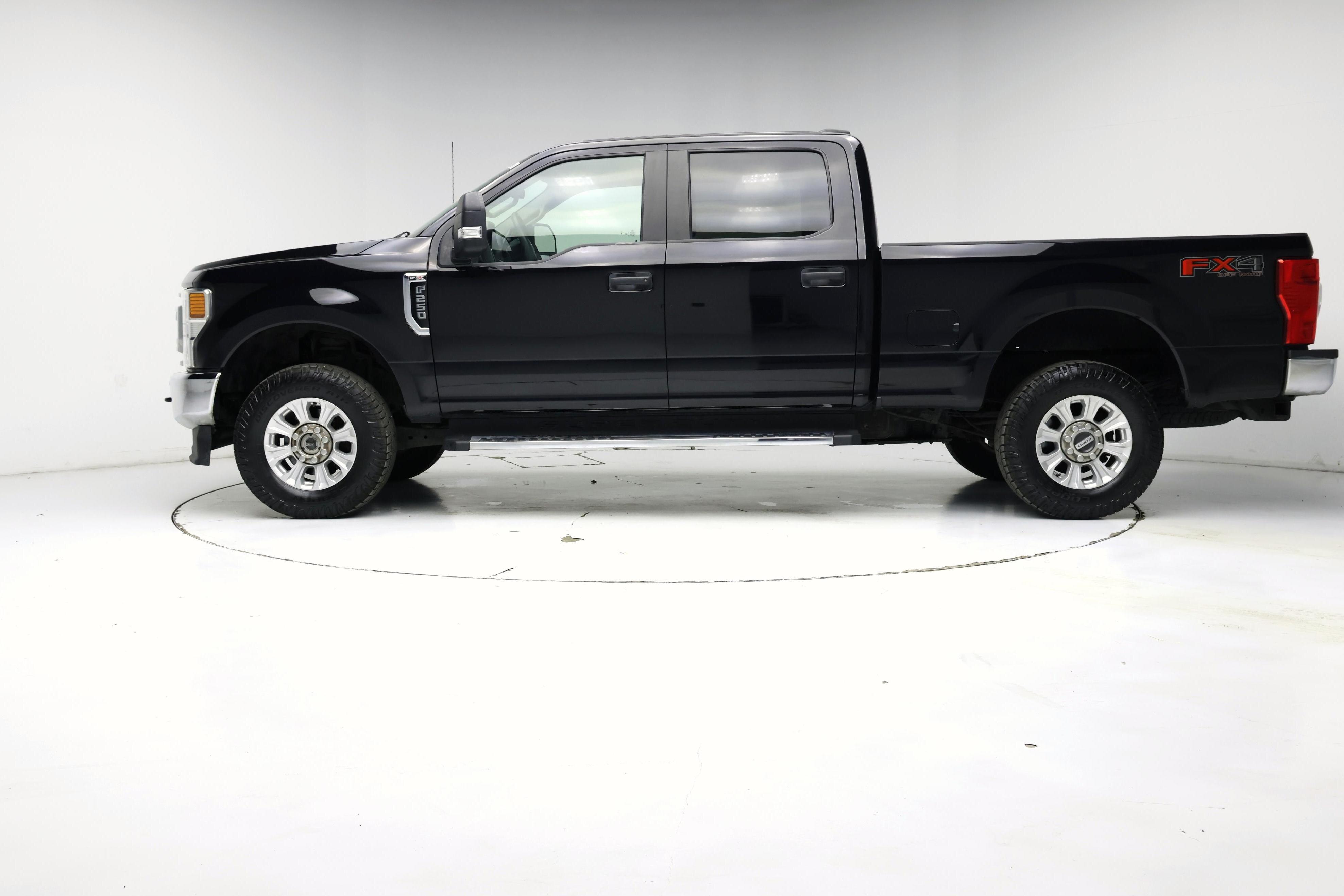 Thumbnail: 2022 Ford F-250 - 3