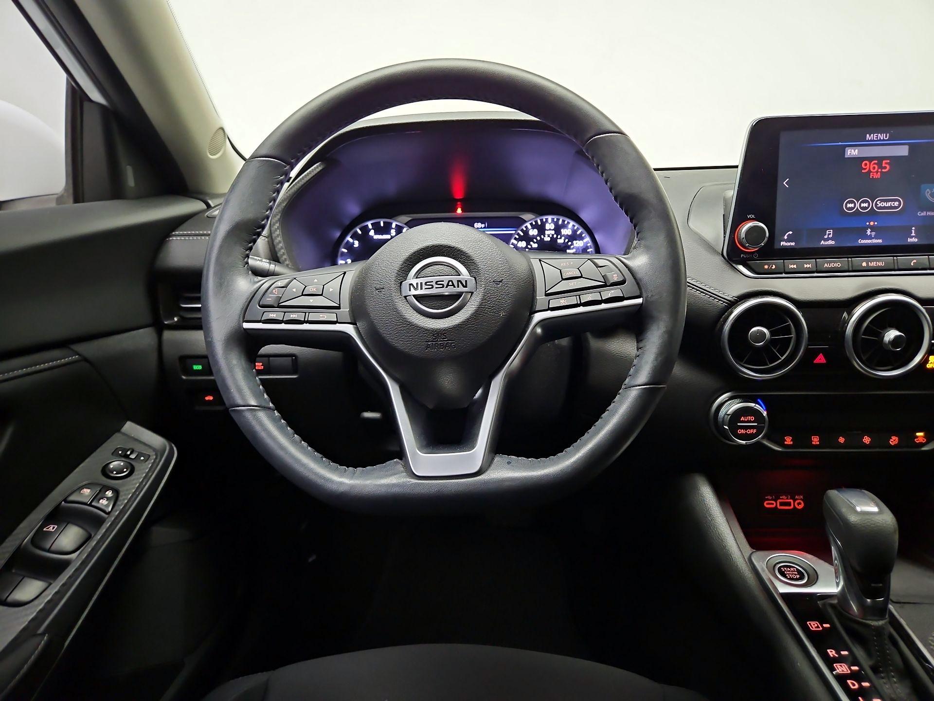 Thumbnail: 2020 Nissan Sentra - 10
