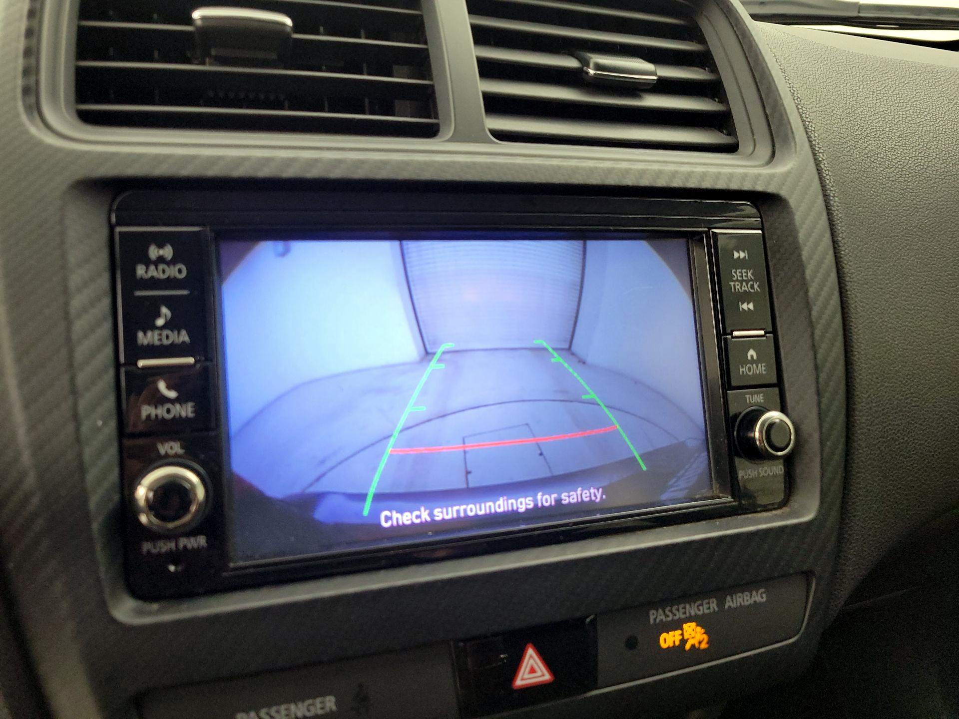 Thumbnail: 2019 Mitsubishi Outlander Sport - 14