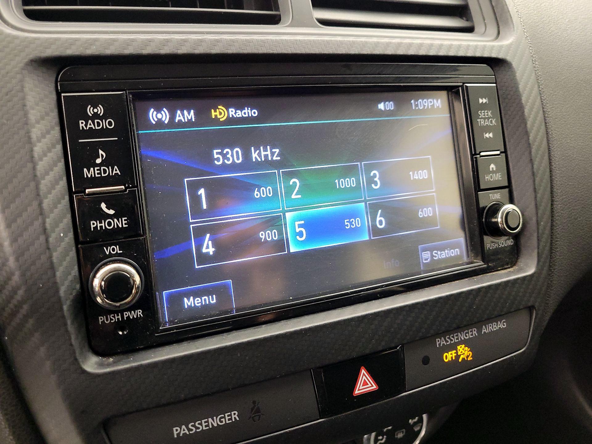 Thumbnail: 2019 Mitsubishi Outlander Sport - 15