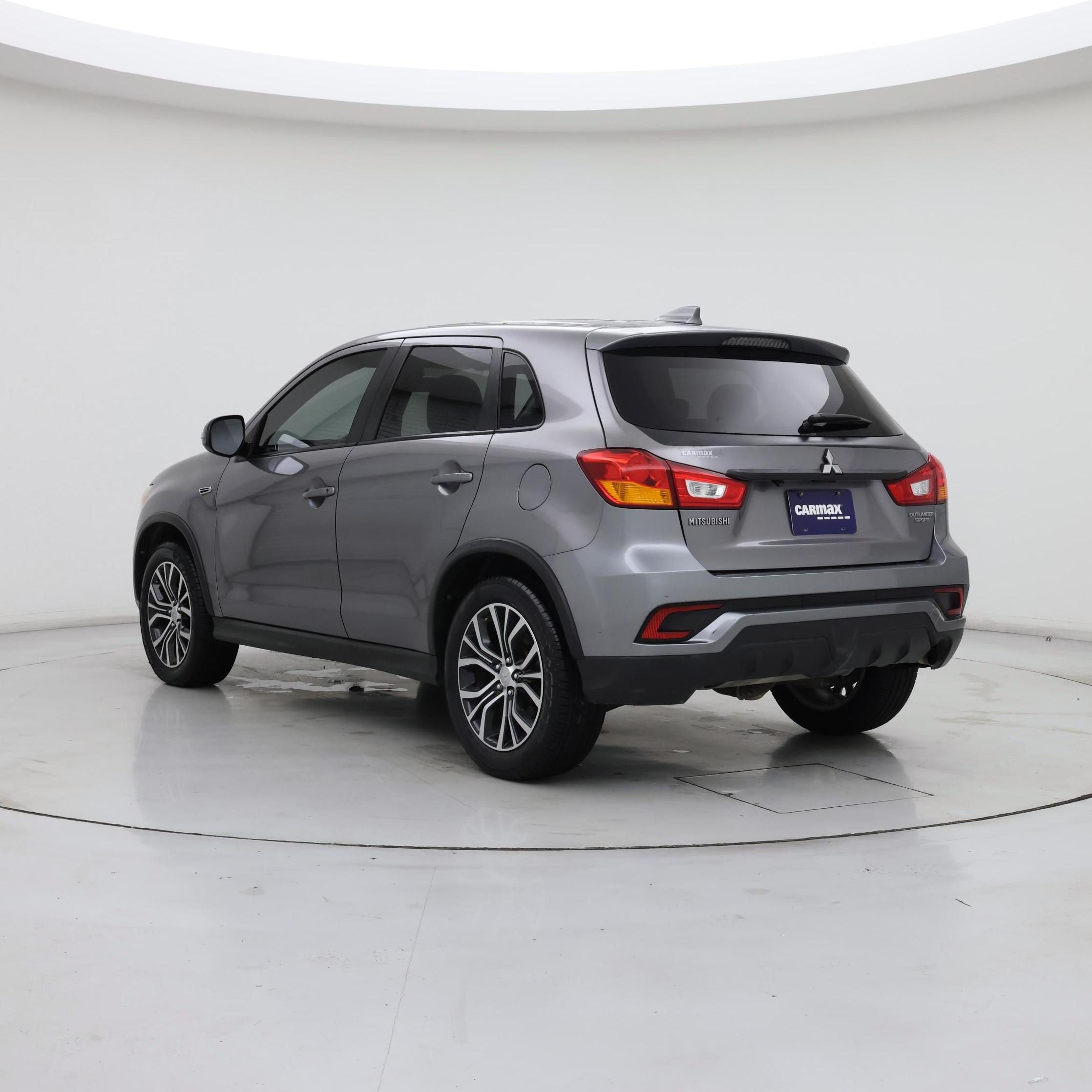 Thumbnail: 2019 Mitsubishi Outlander Sport - 2