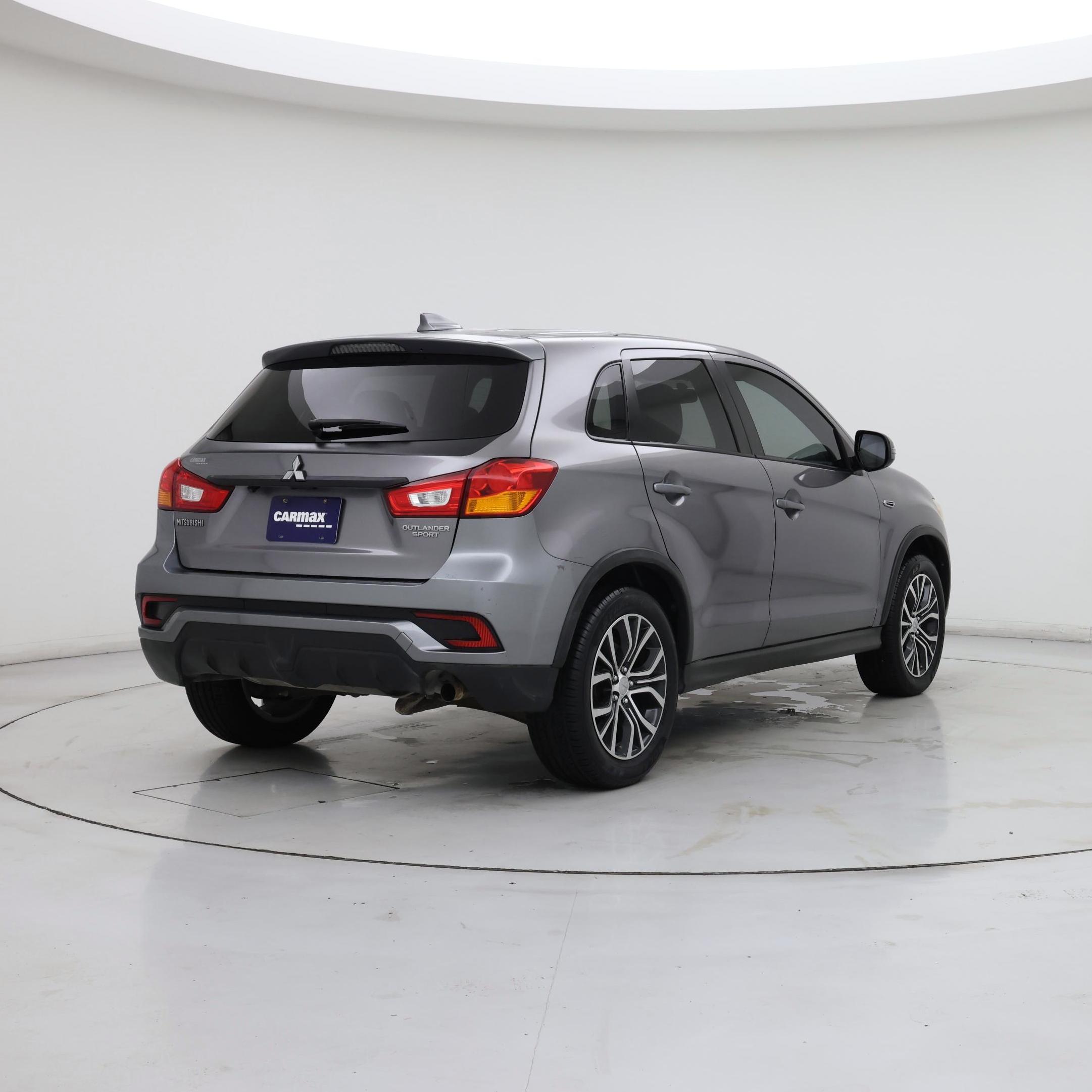 Thumbnail: 2019 Mitsubishi Outlander Sport - 8