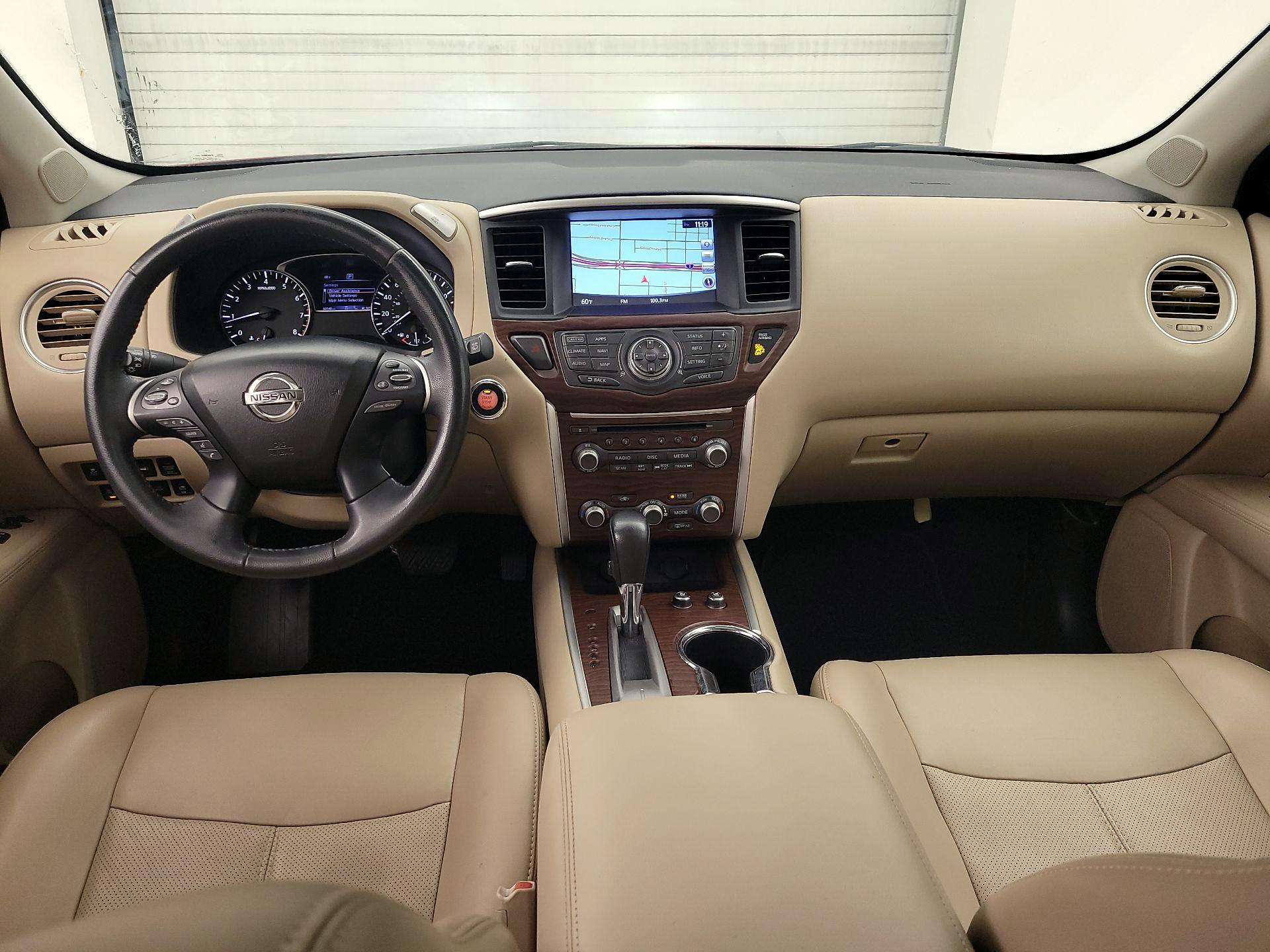 Thumbnail: 2017 Nissan Pathfinder - 9