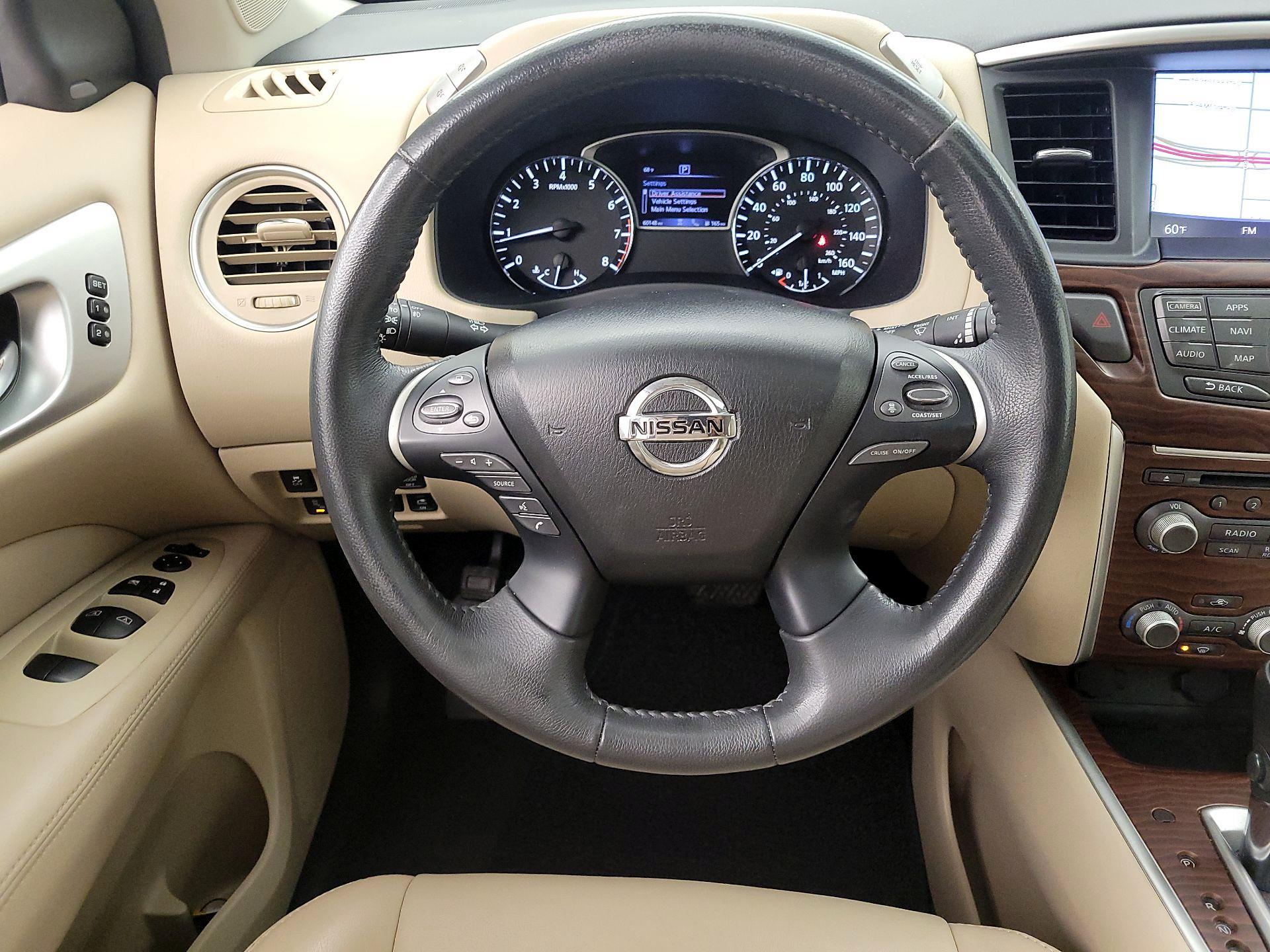 Thumbnail: 2017 Nissan Pathfinder - 10