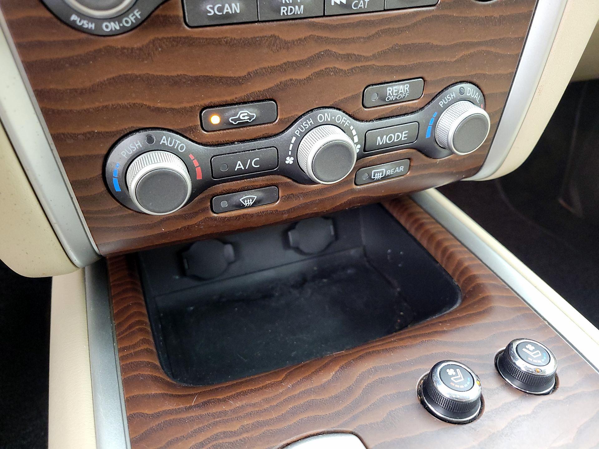 Thumbnail: 2017 Nissan Pathfinder - 17