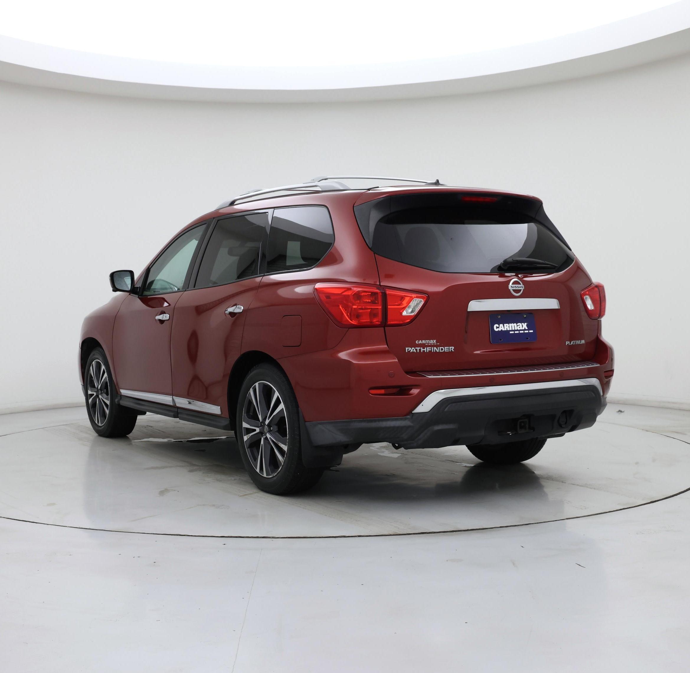 Thumbnail: 2017 Nissan Pathfinder - 2