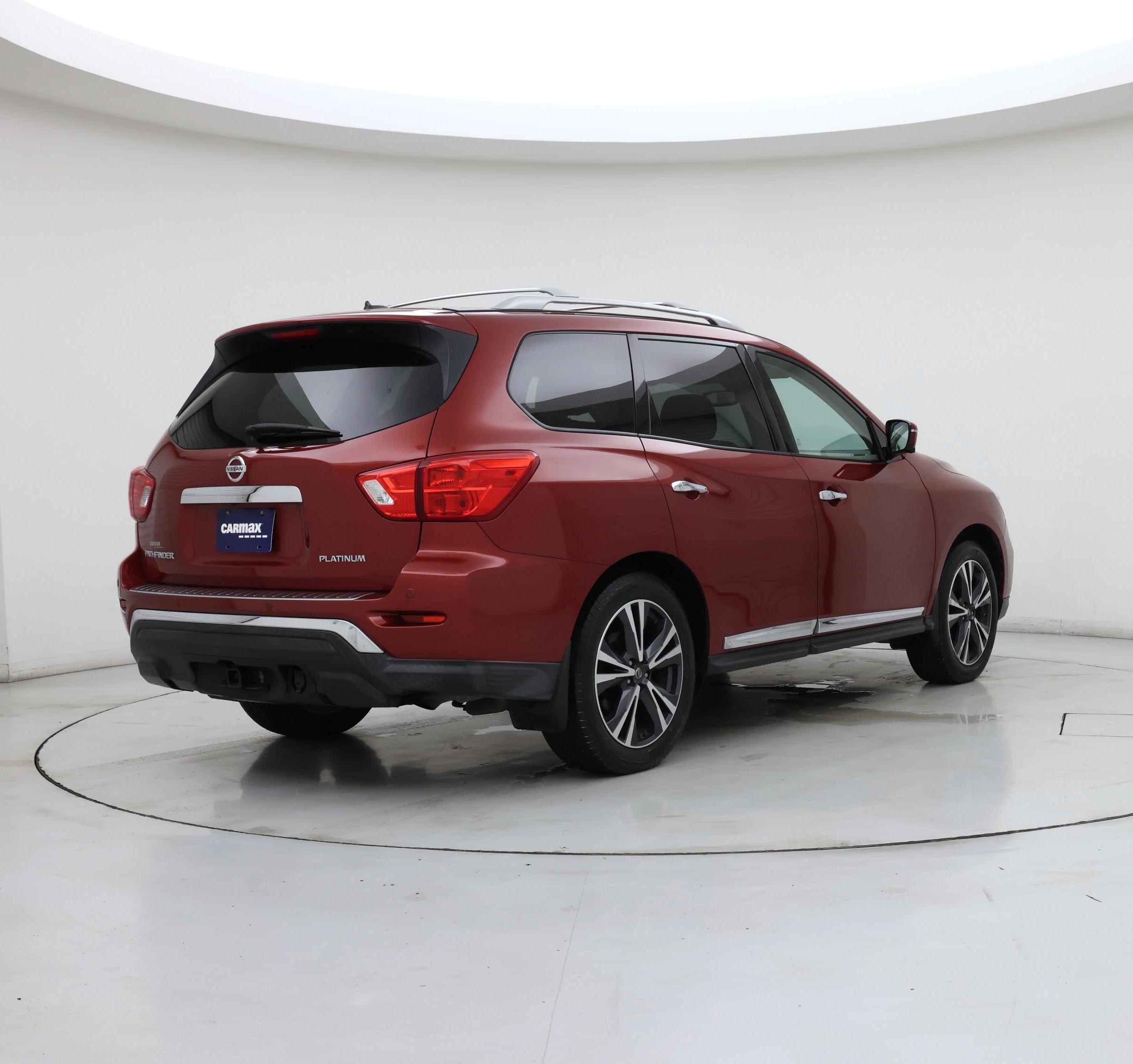 Thumbnail: 2017 Nissan Pathfinder - 8