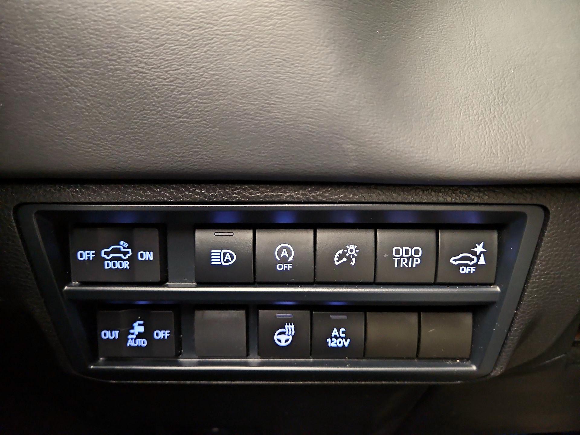 Thumbnail: 2024 Toyota Tundra - 13