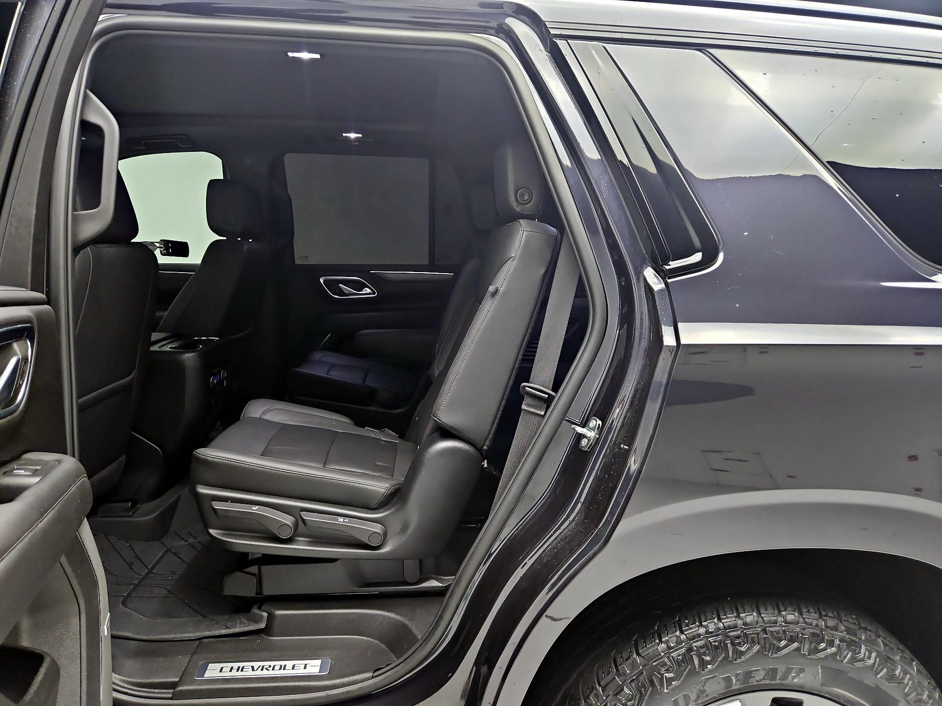 Thumbnail: 2024 Chevrolet Tahoe - 18