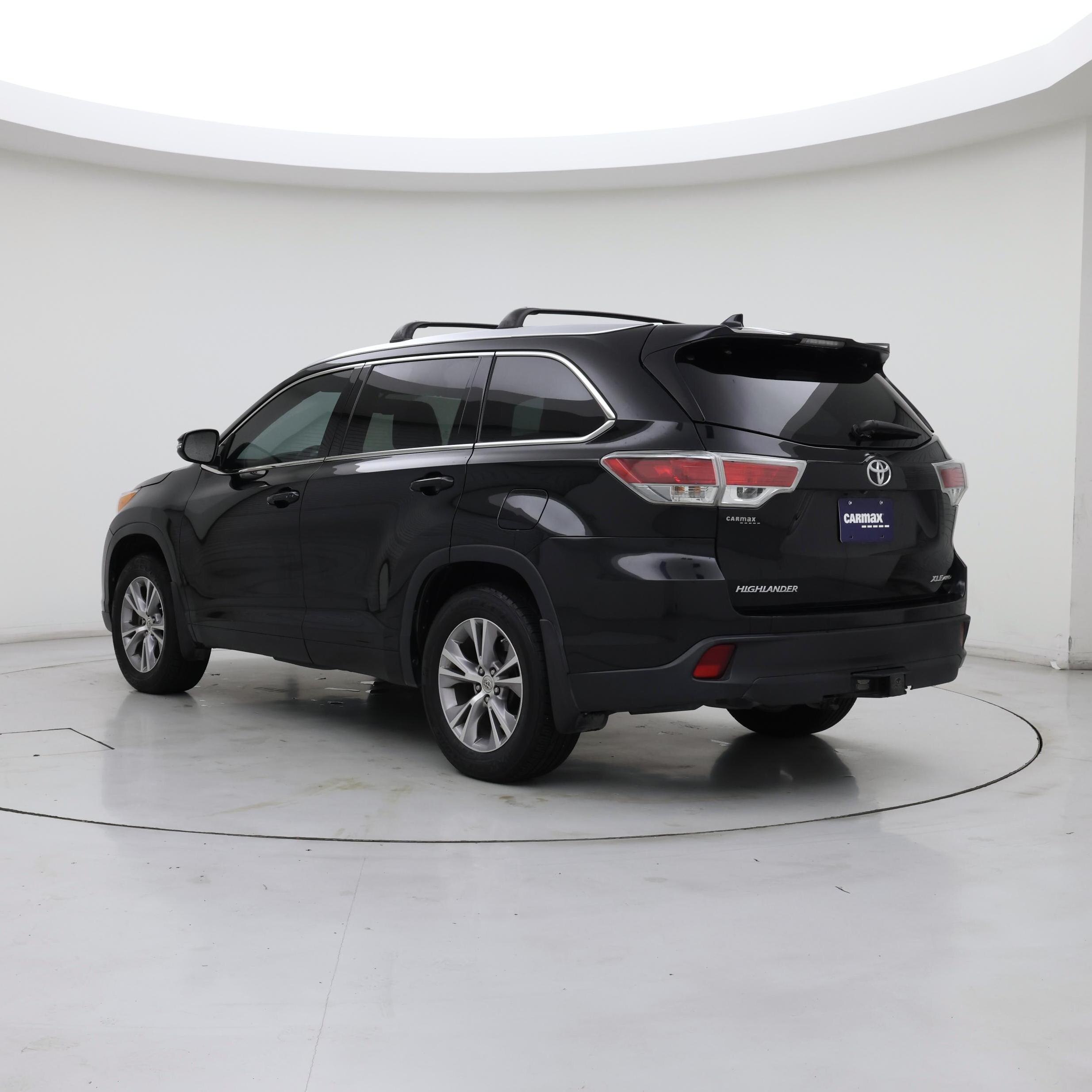 Thumbnail: 2014 Toyota Highlander - 2