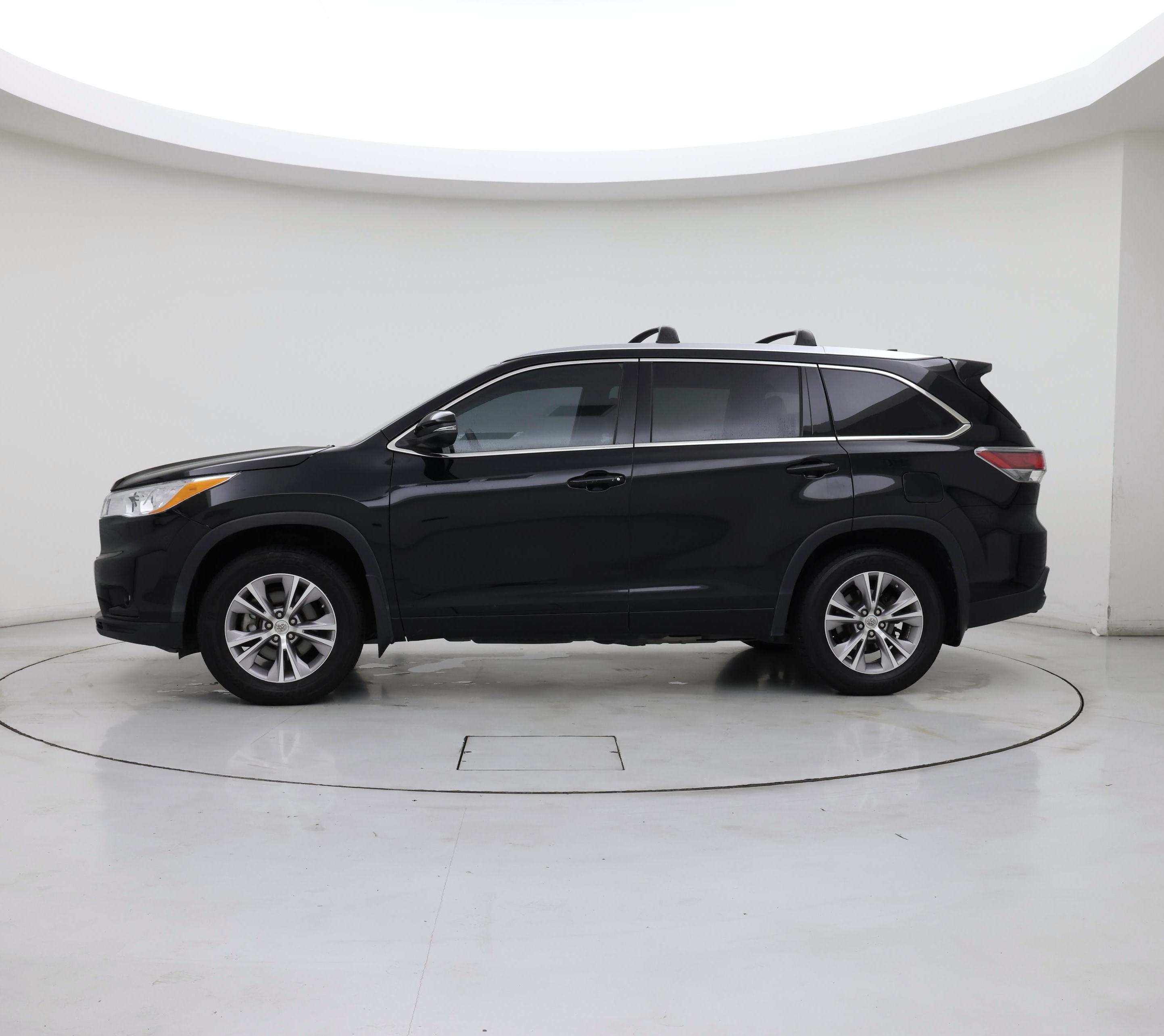 Thumbnail: 2014 Toyota Highlander - 3