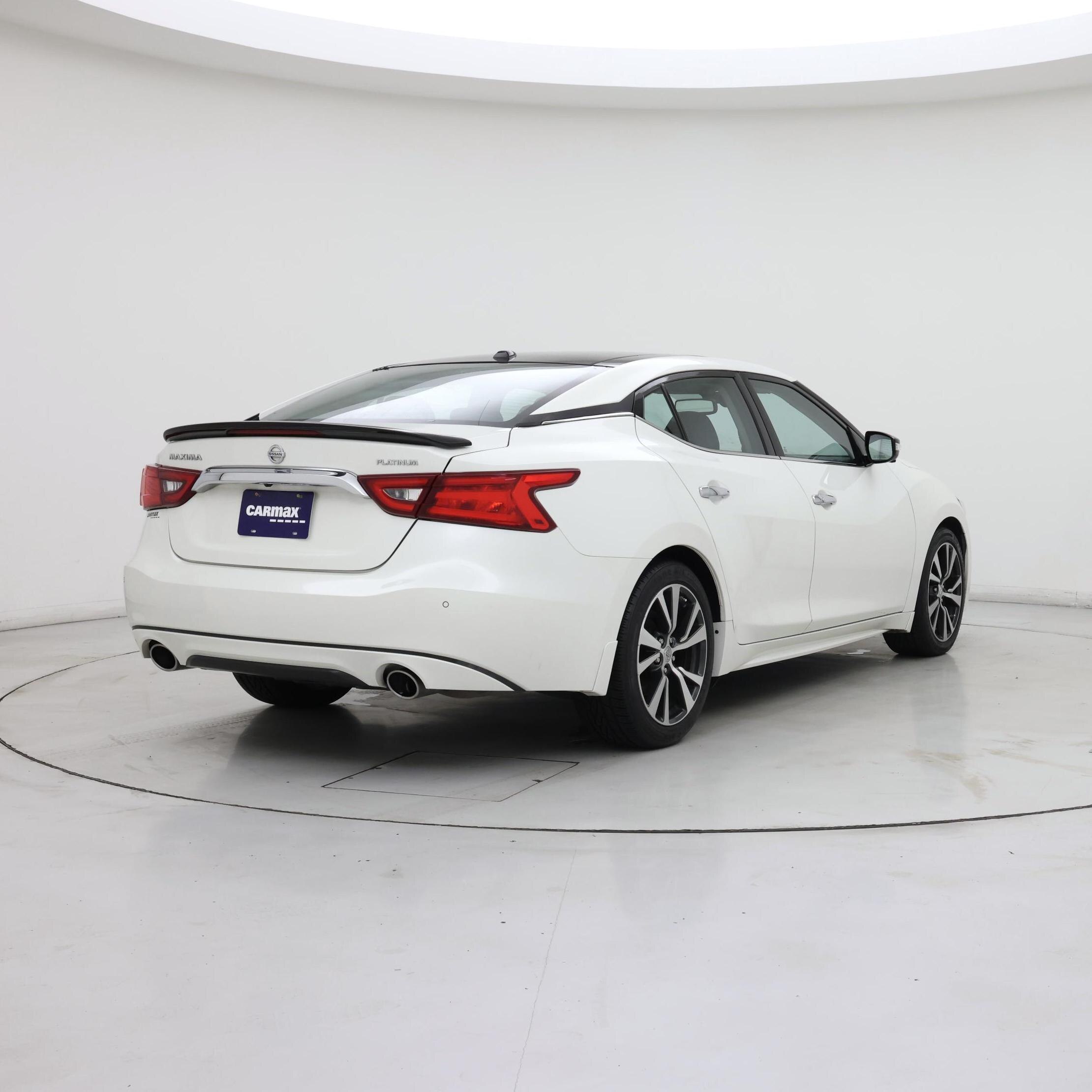 Thumbnail: 2017 Nissan Maxima - 8