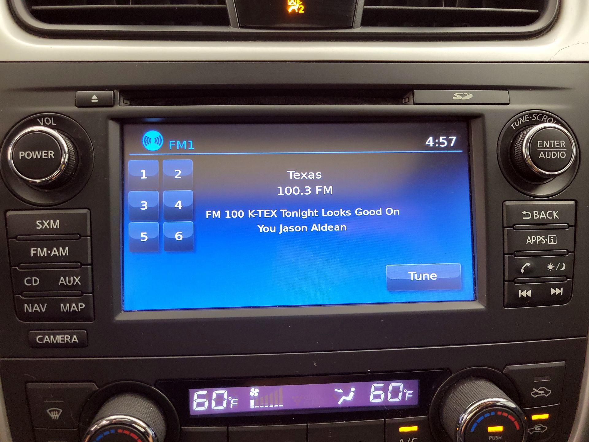 Thumbnail: 2017 Nissan Altima - 15