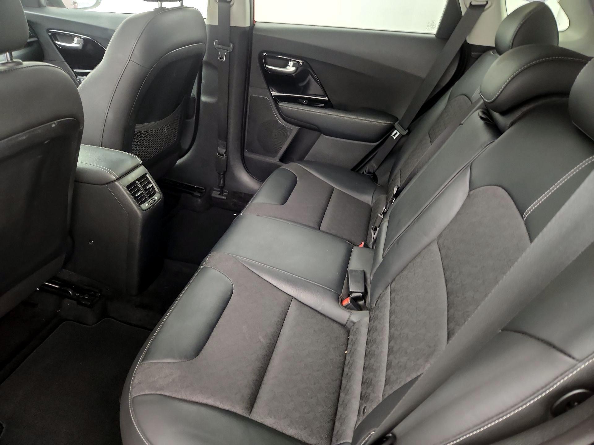 Thumbnail: 2020 Kia Niro - 20