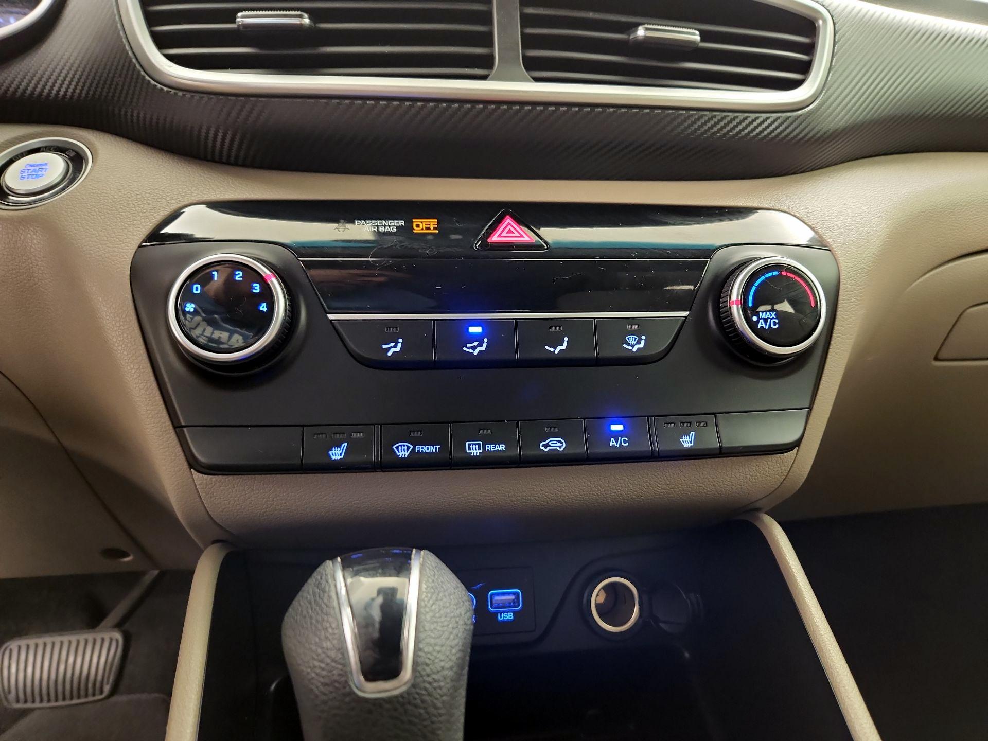 Thumbnail: 2019 Hyundai Tucson - 16
