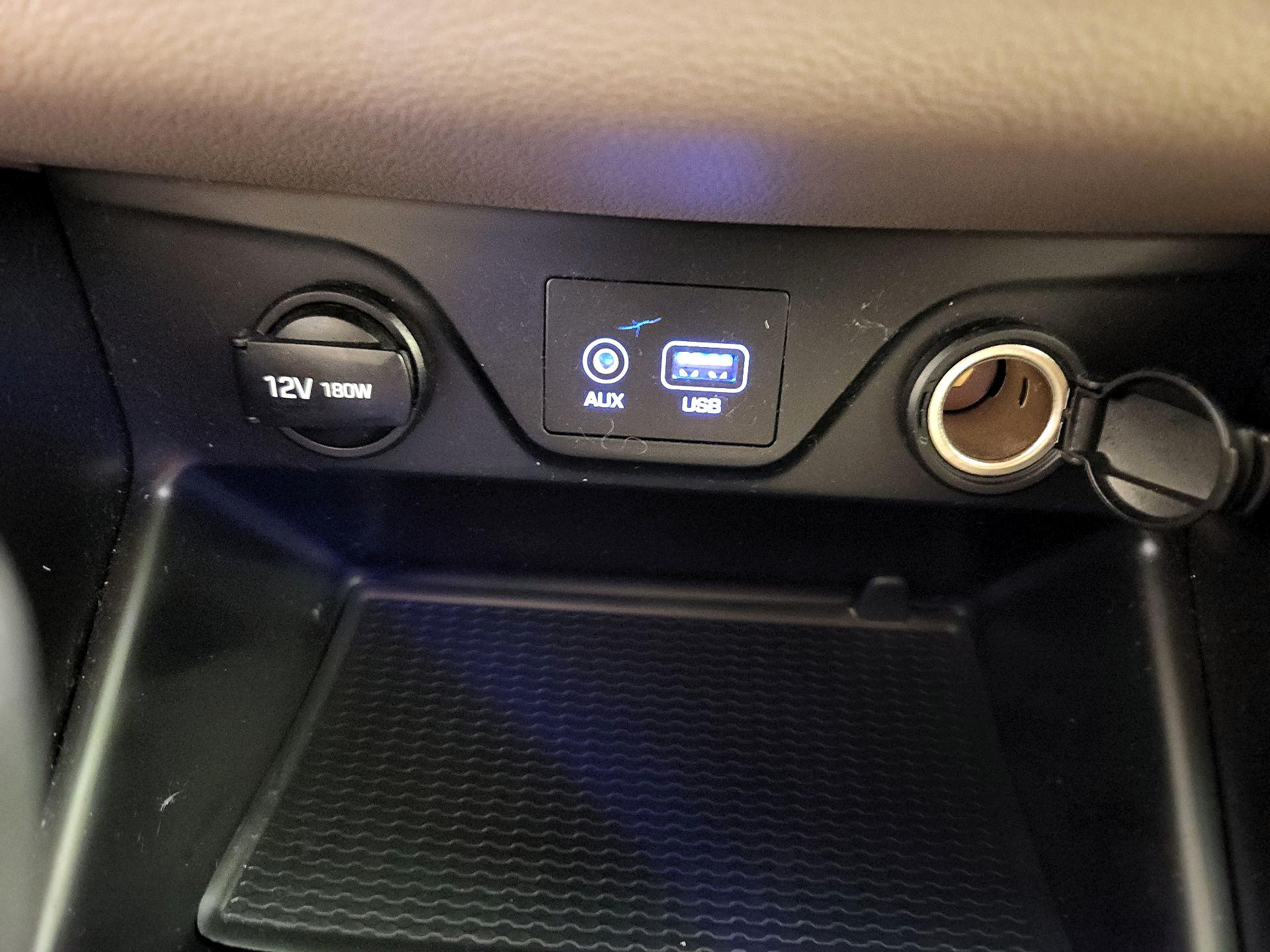 Thumbnail: 2019 Hyundai Tucson - 18