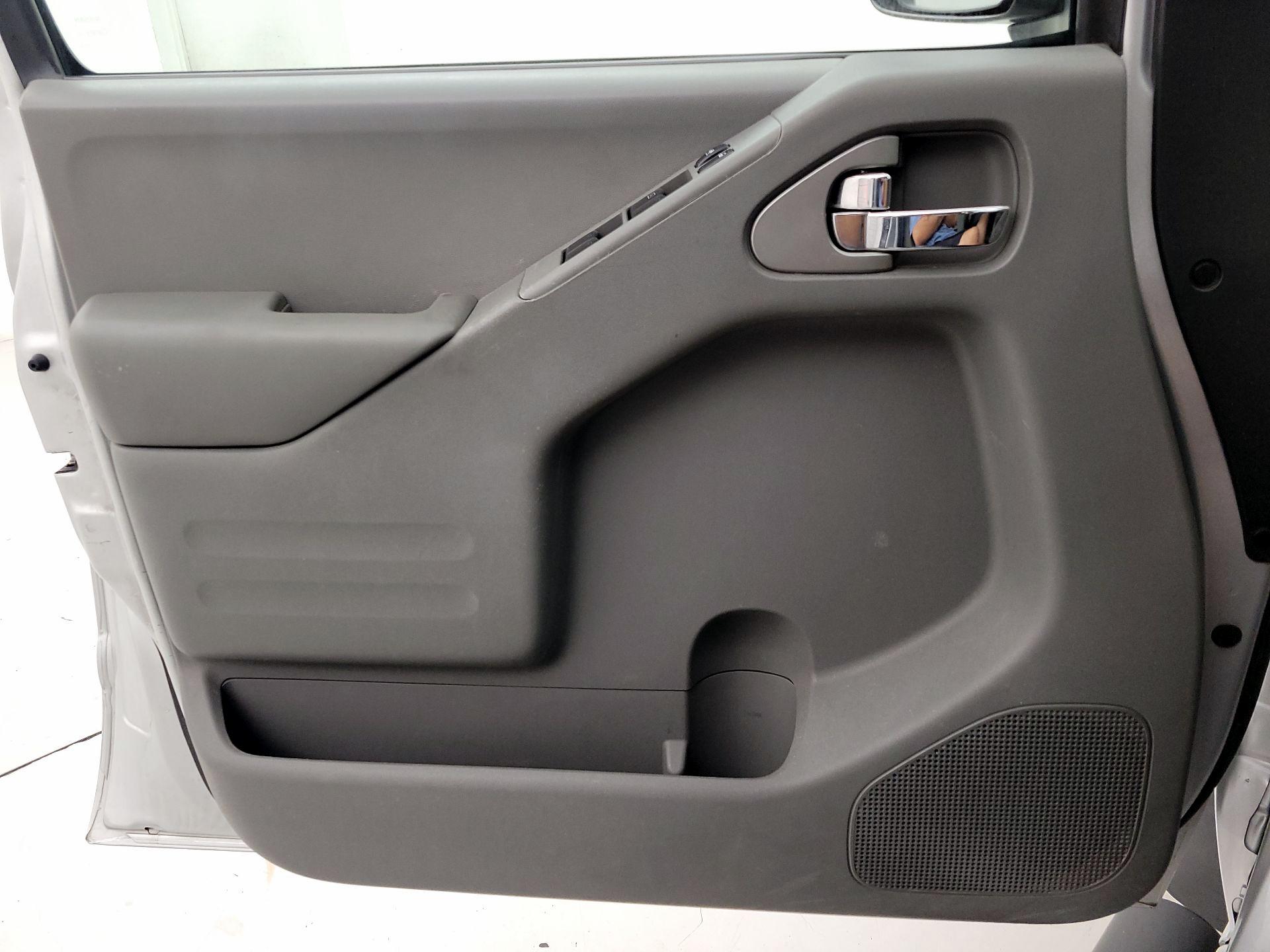 Thumbnail: 2016 Nissan Frontier - 12