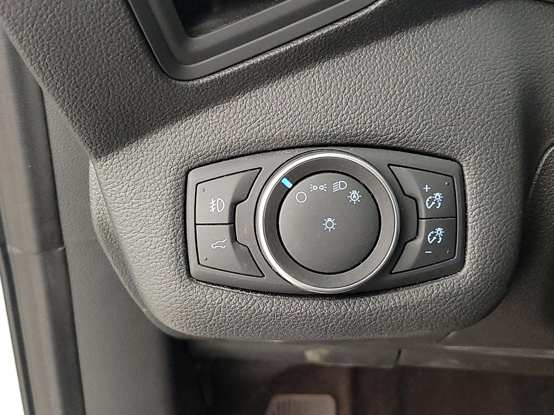 Thumbnail: 2018 Ford Escape - 13