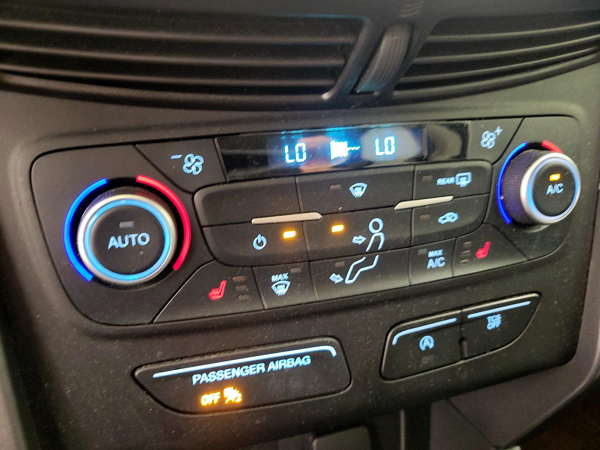 Thumbnail: 2018 Ford Escape - 16