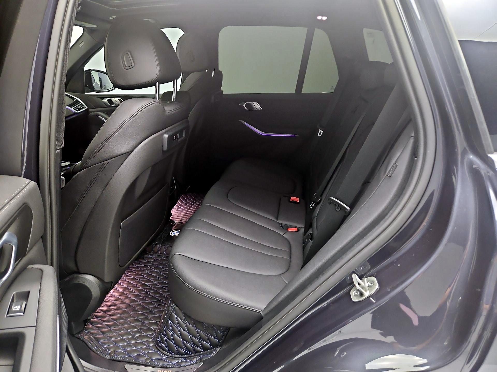 Thumbnail: 2022 BMW X5 - 20