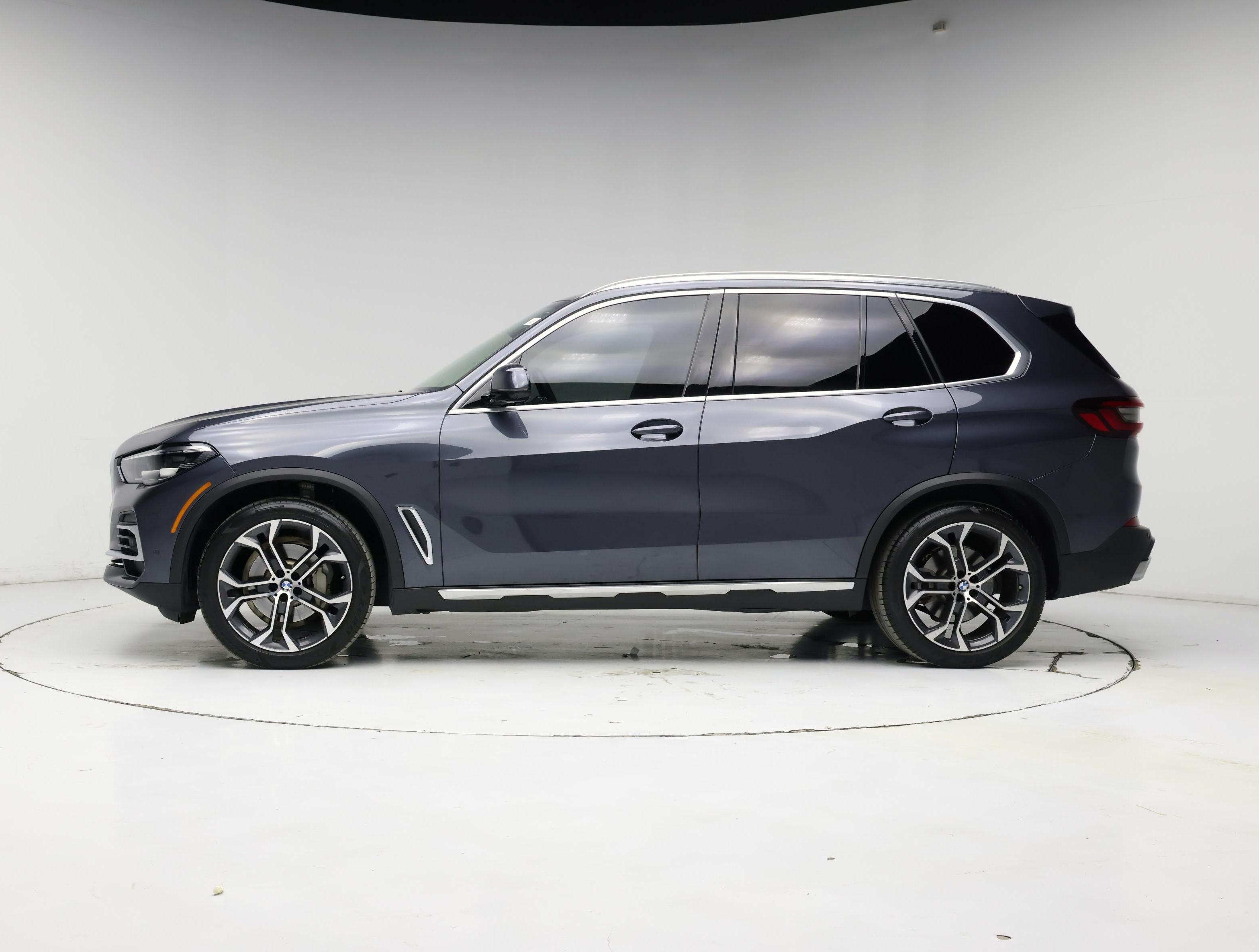 Thumbnail: 2022 BMW X5 - 3