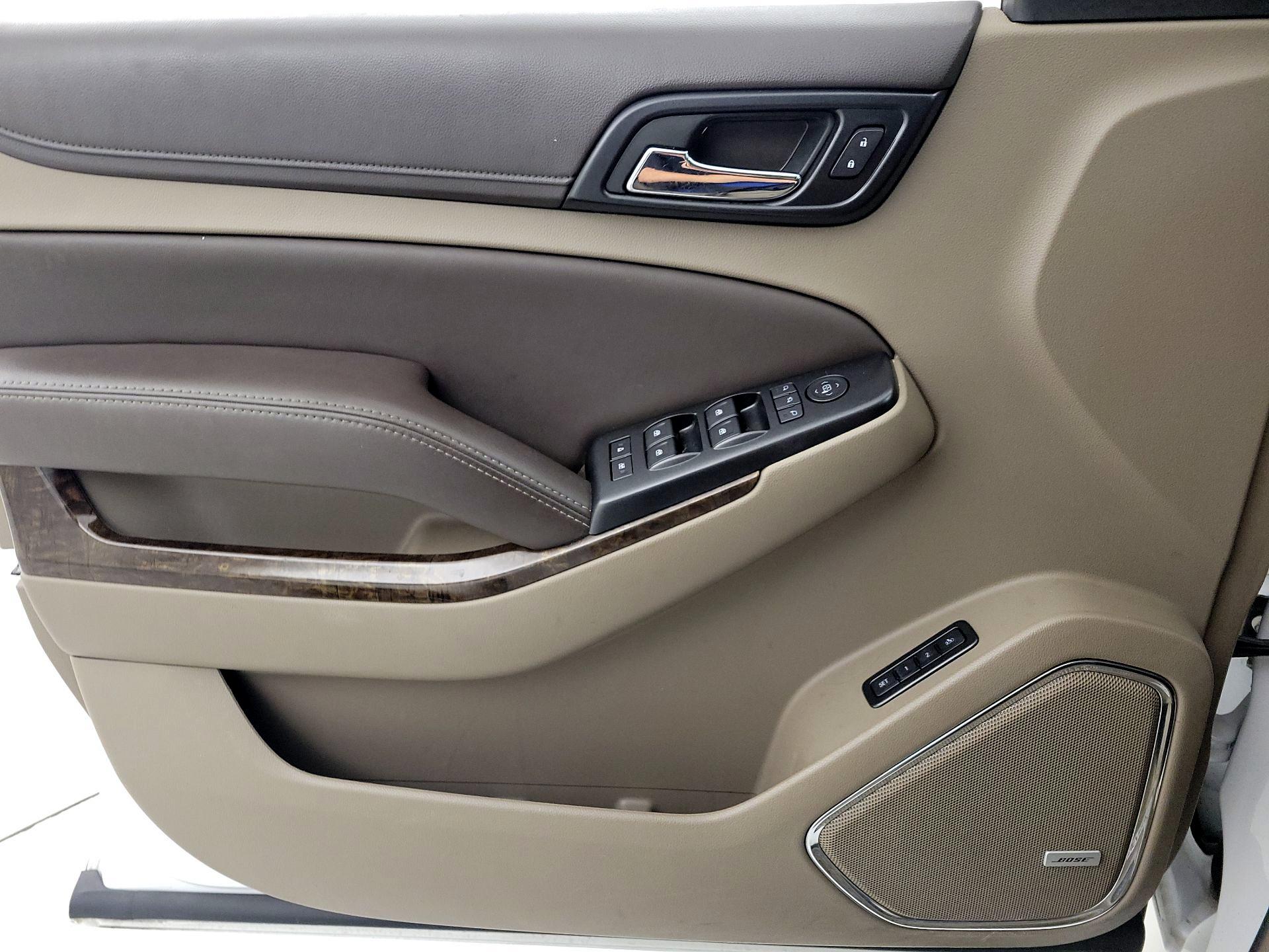 Thumbnail: 2017 Chevrolet Tahoe - 12