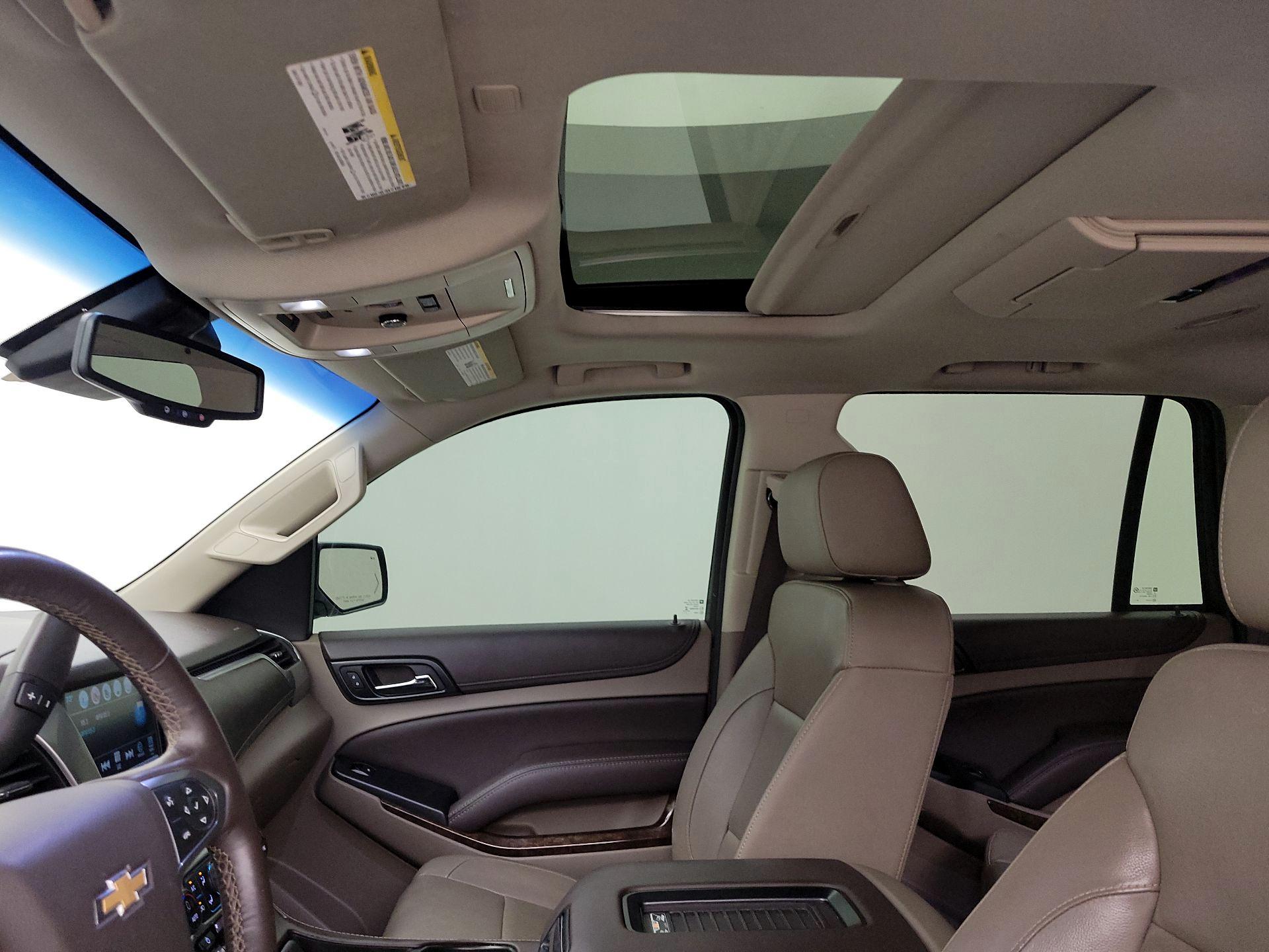 Thumbnail: 2017 Chevrolet Tahoe - 20